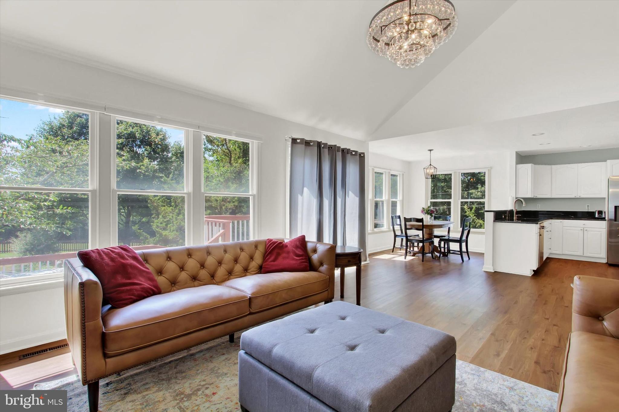 BRIDLEWOOD - Residential