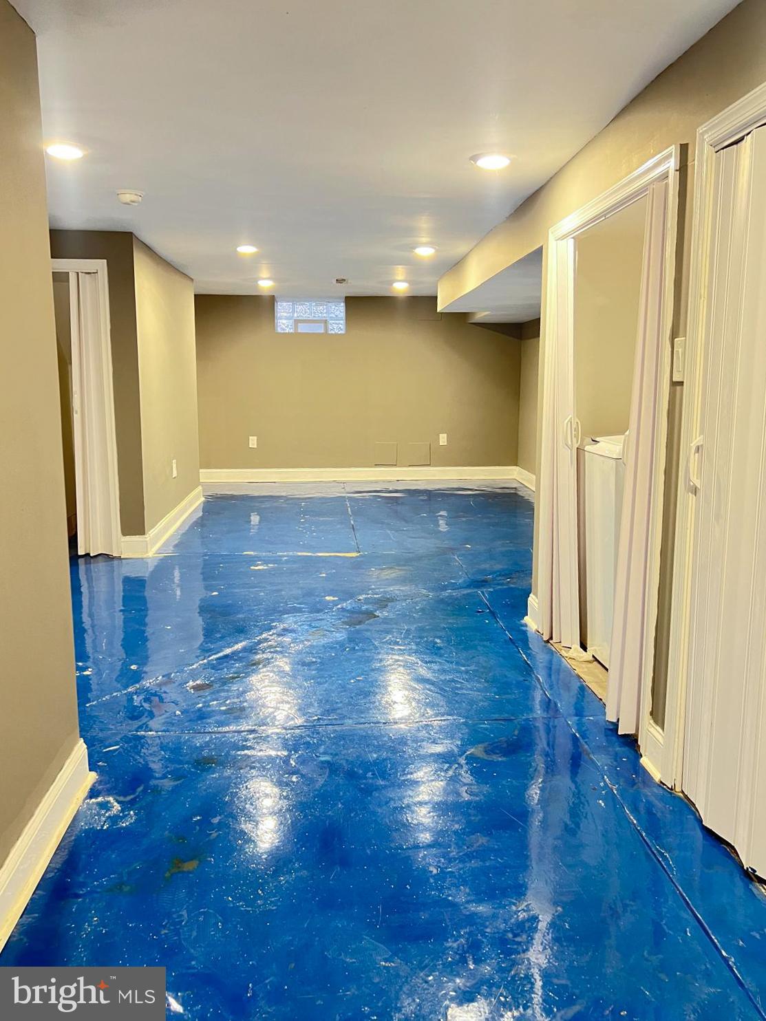 LANSDOWNE PARK - Residential