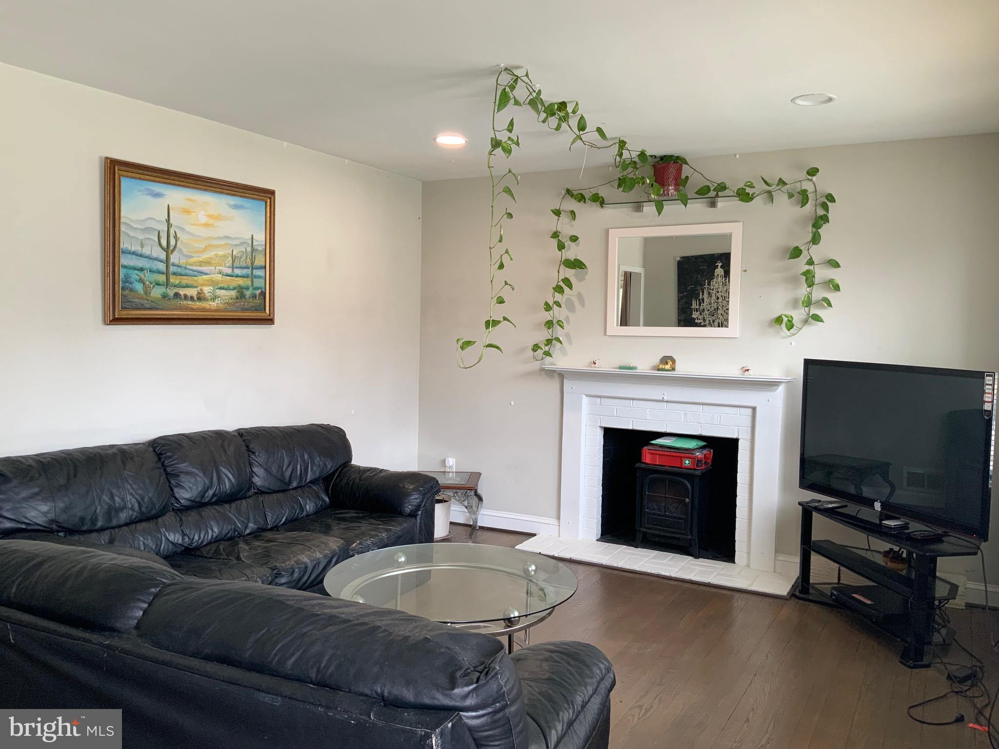 HILLSIDE PARK - Residential