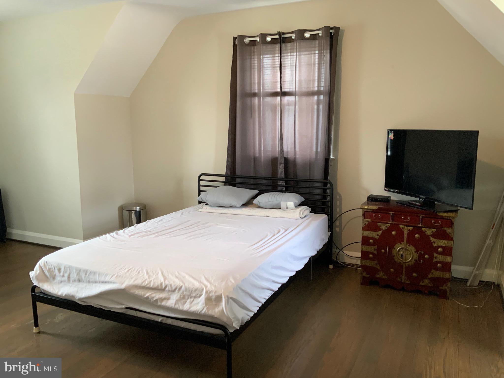 HILLSIDE PARK - Residential