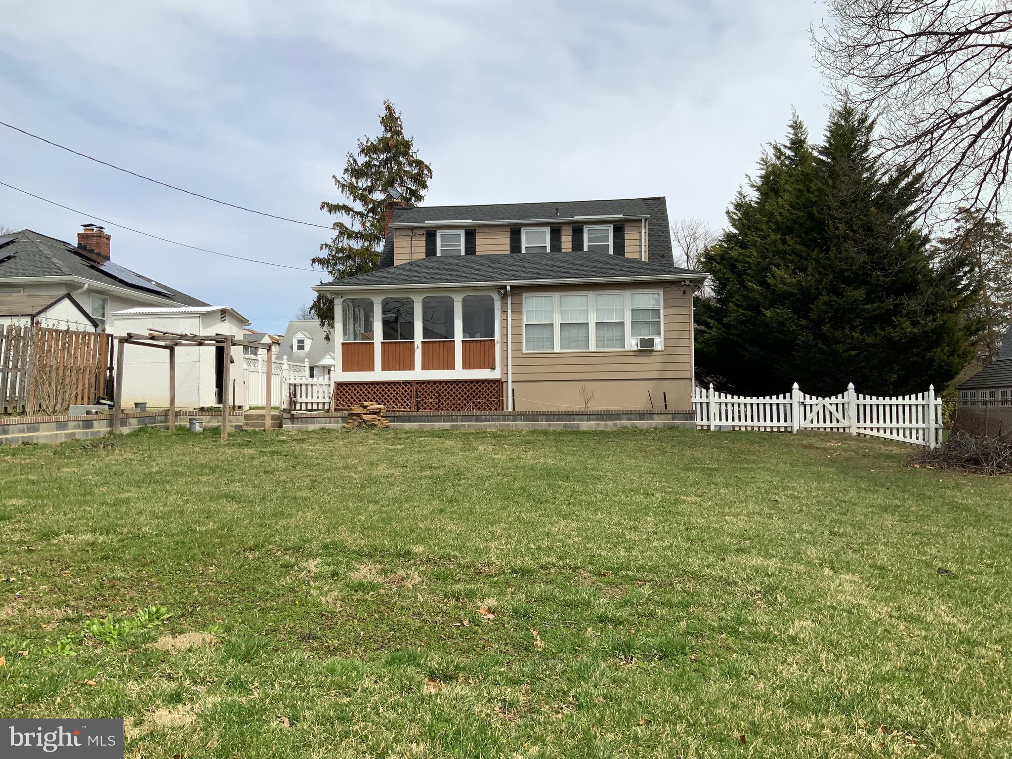 HILLSIDE PARK - Residential