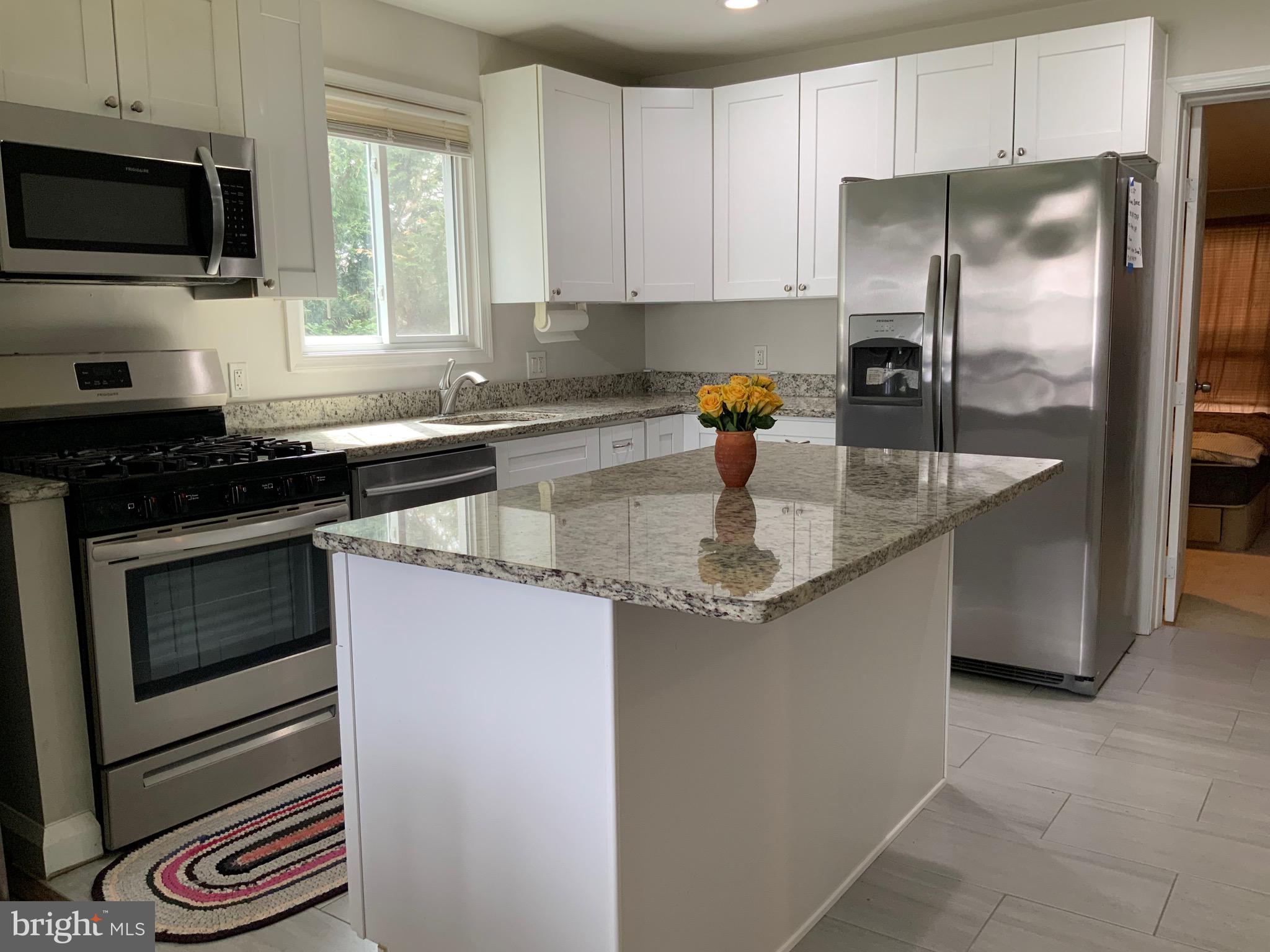 HILLSIDE PARK - Residential