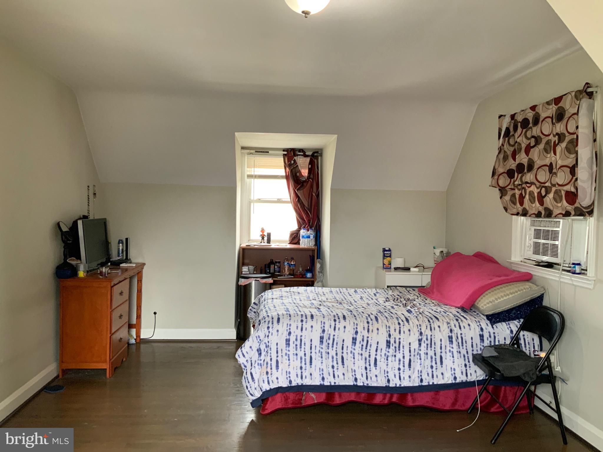 HILLSIDE PARK - Residential