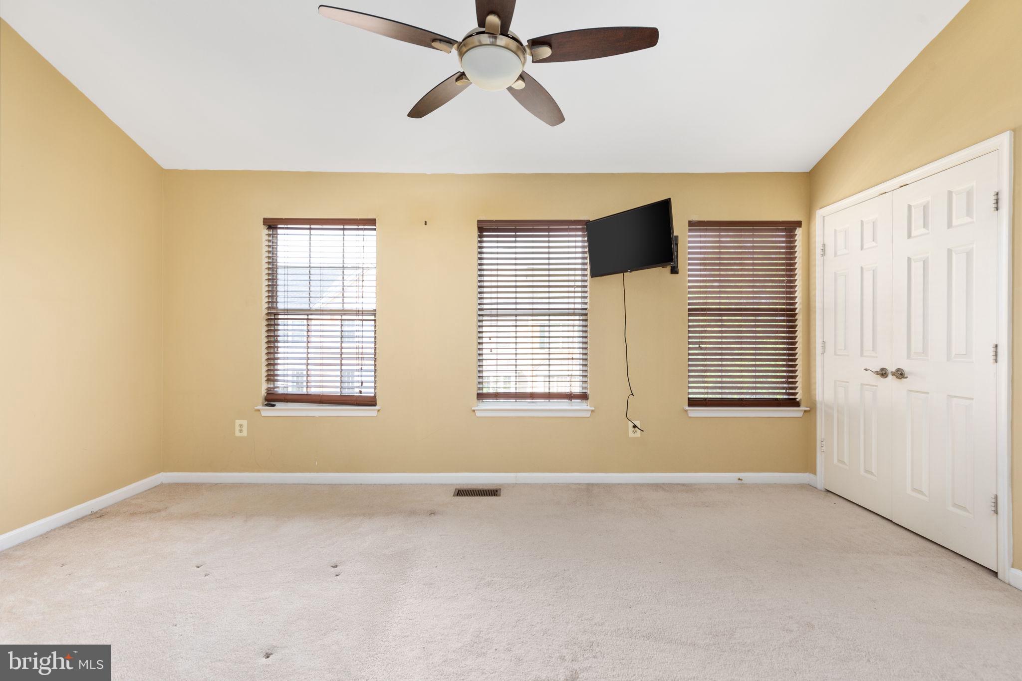 MCNAIR FARMS - Residential Lease