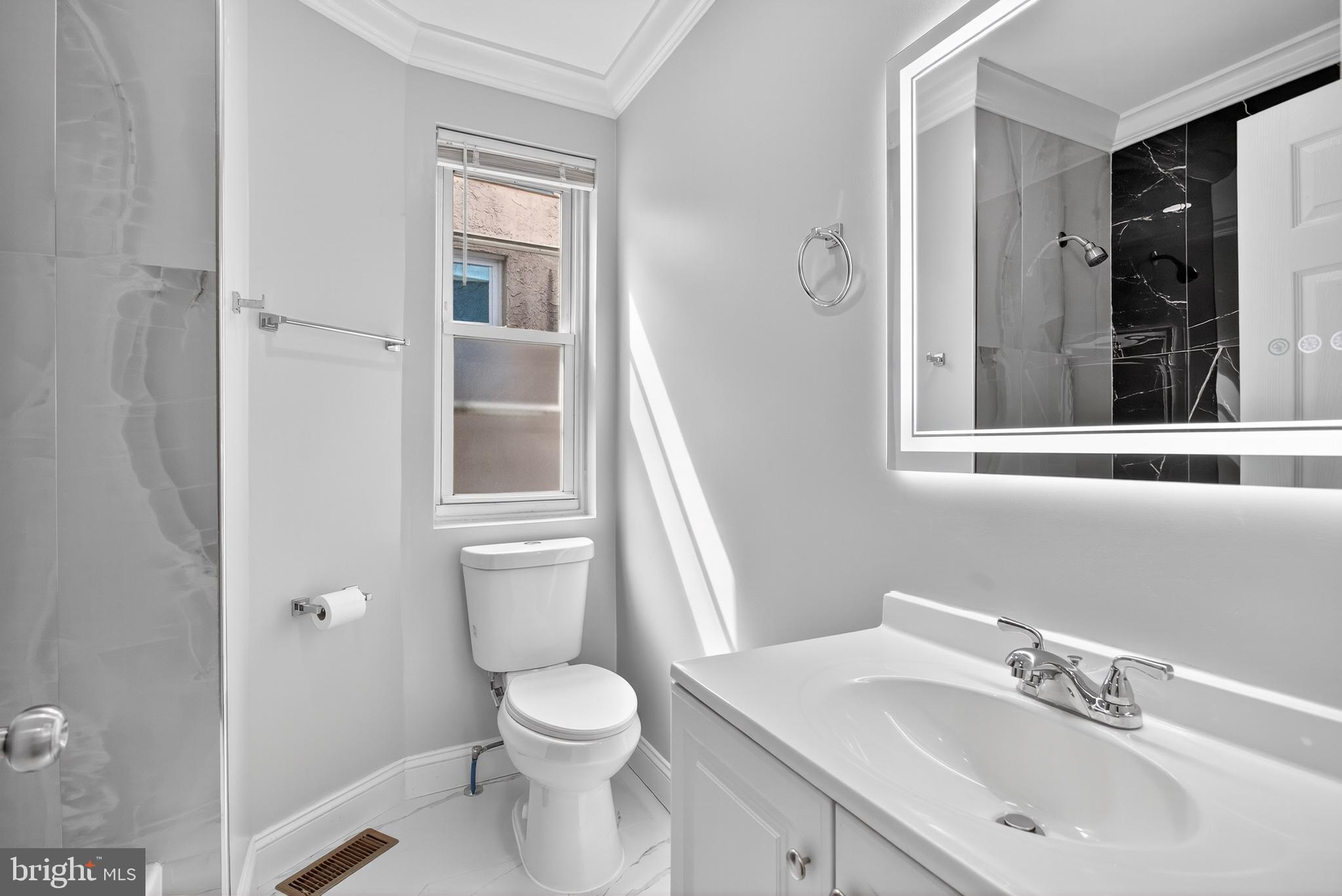 ELMWOOD PARK - Residential