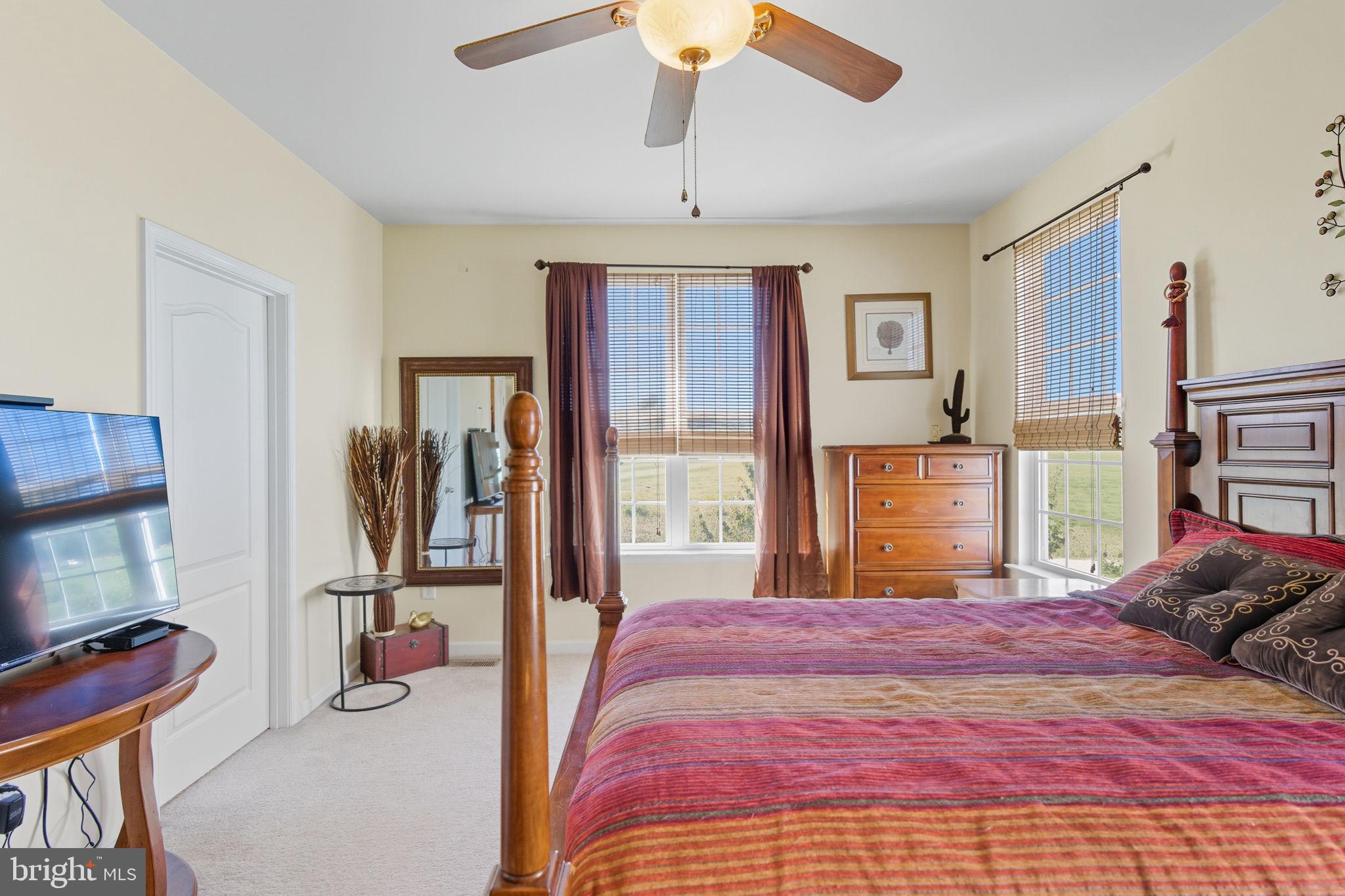 ARCHERS ROCK - Residential