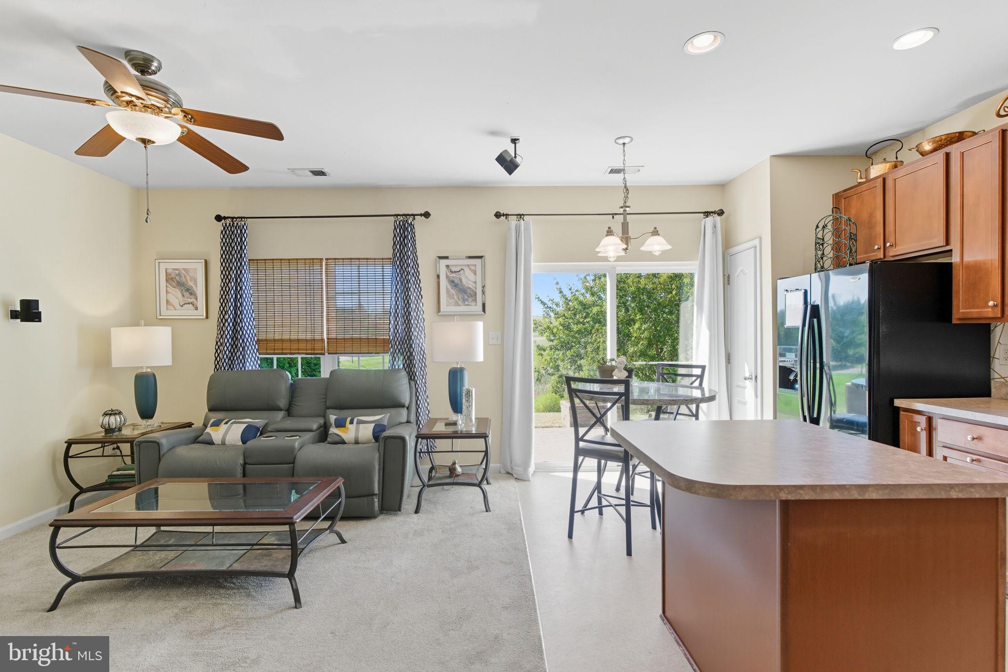 ARCHERS ROCK - Residential