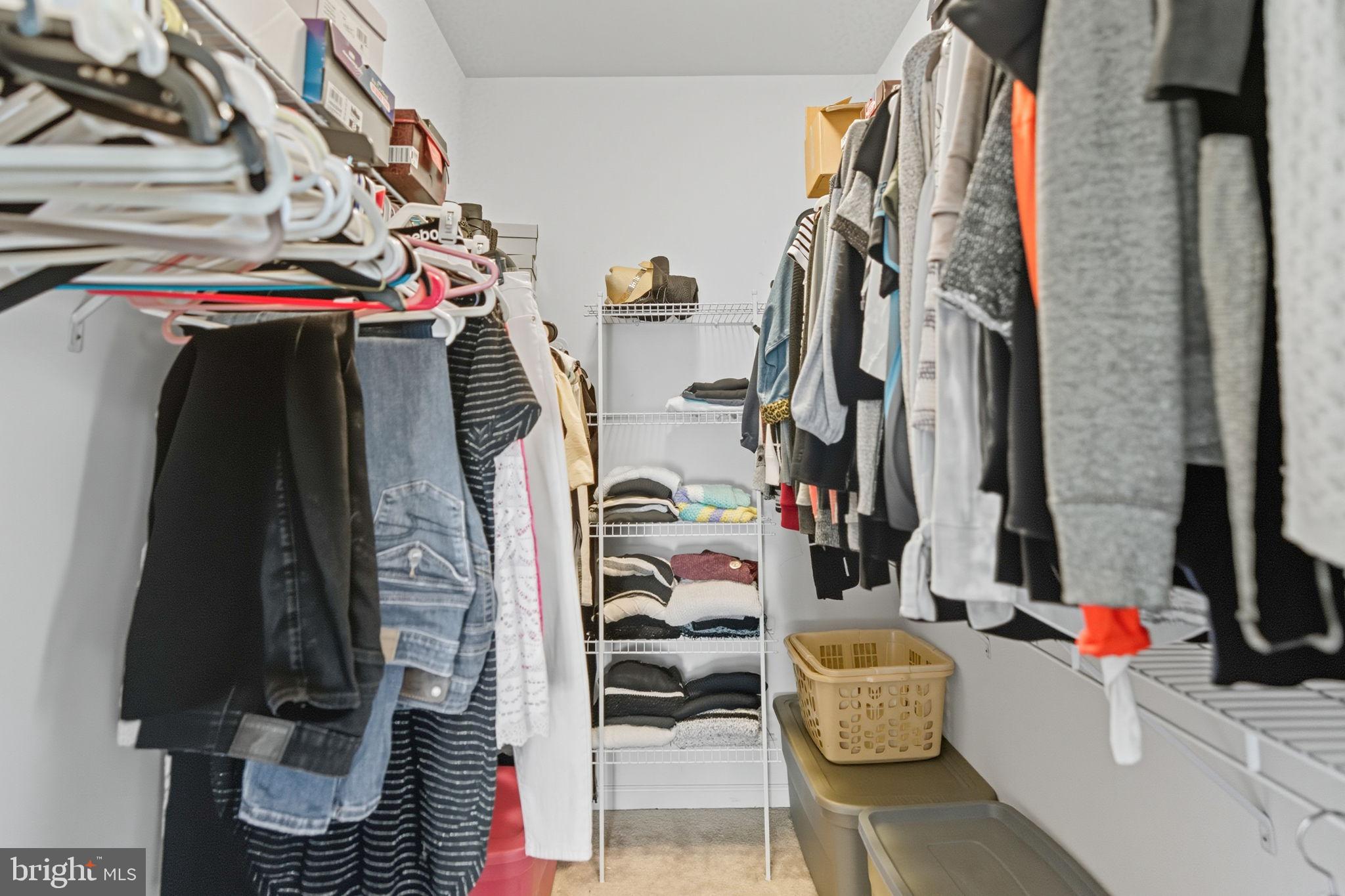 ARCHERS ROCK - Residential