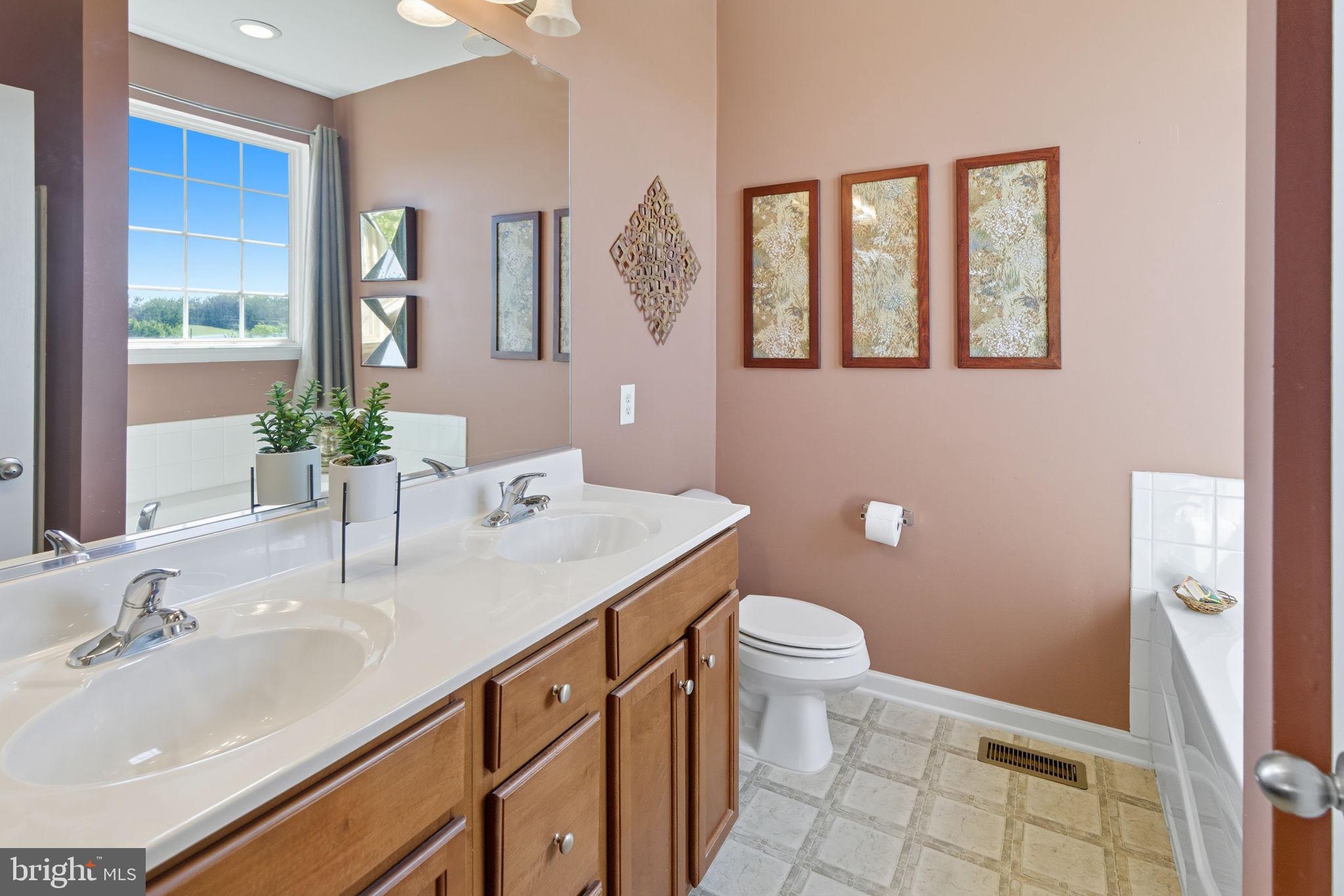 ARCHERS ROCK - Residential