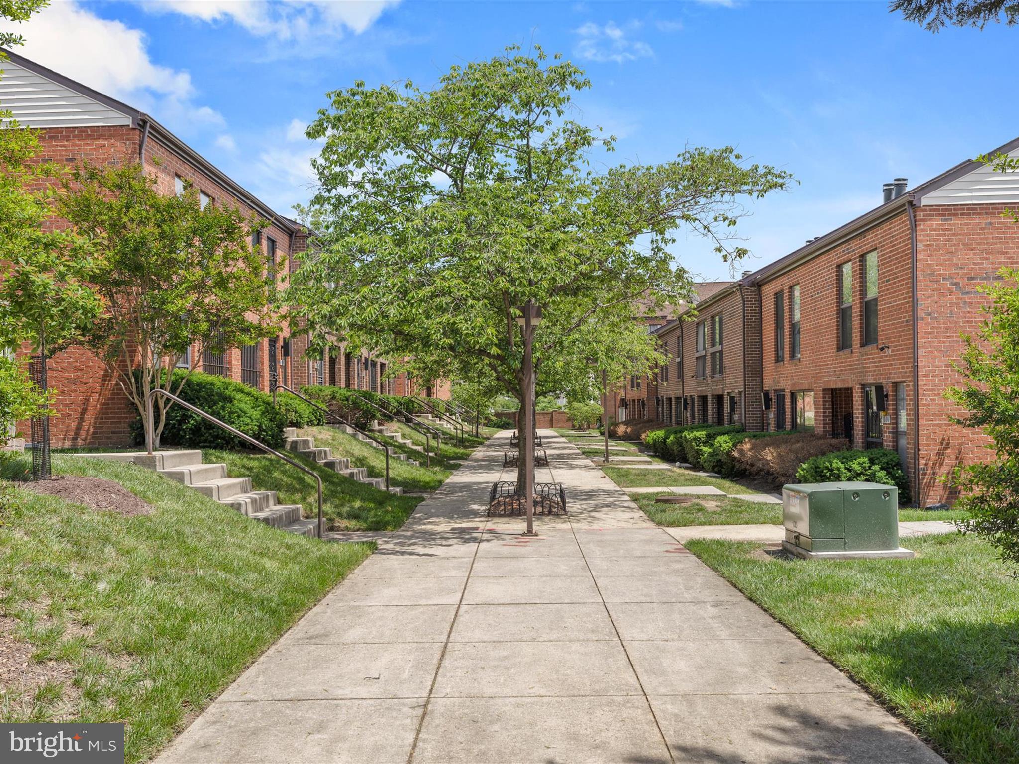 1806 BRYANT STREET NE 1806