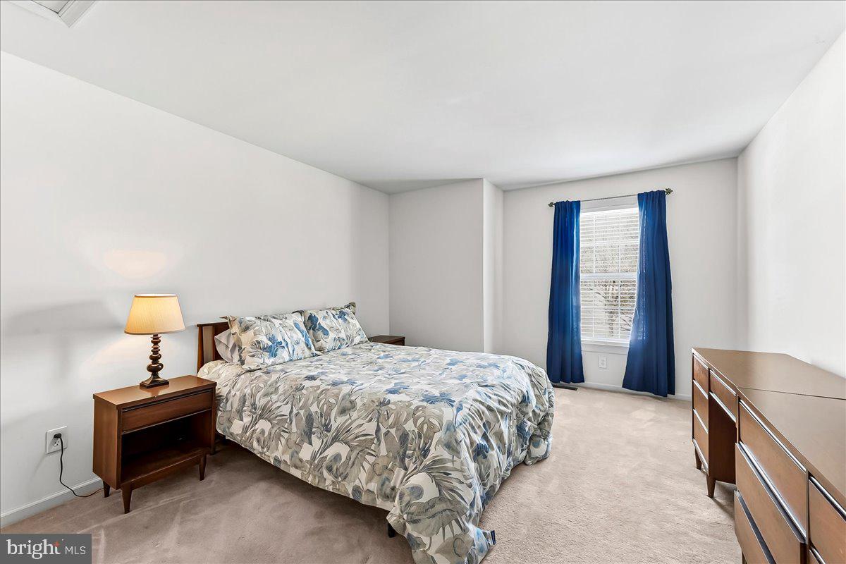 TRADITIONS AT INNI - Residential