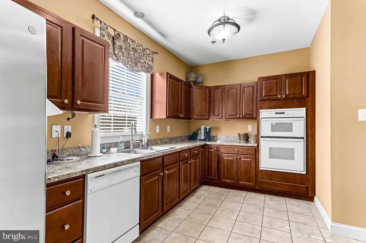 TRADITIONS AT INNI - Residential