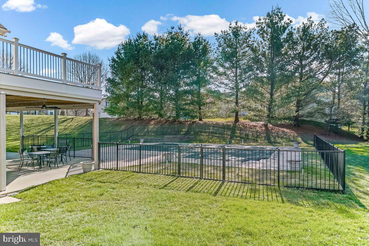 TRADITIONS AT INNI - Residential