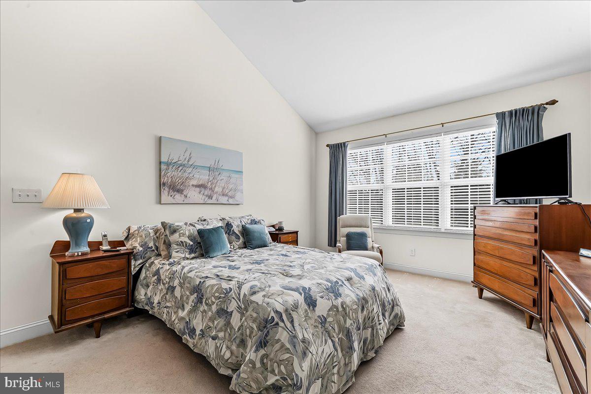 TRADITIONS AT INNI - Residential