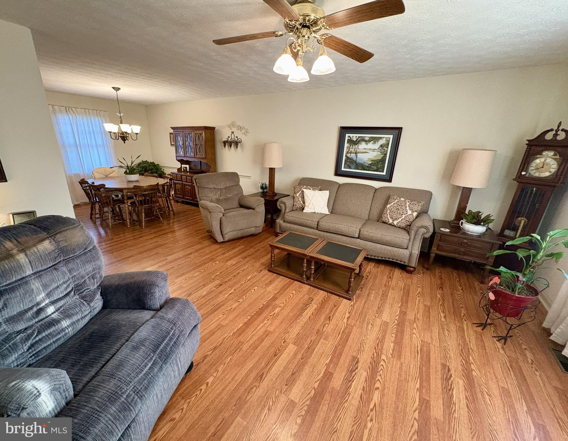 THE MEADOWS - Residential