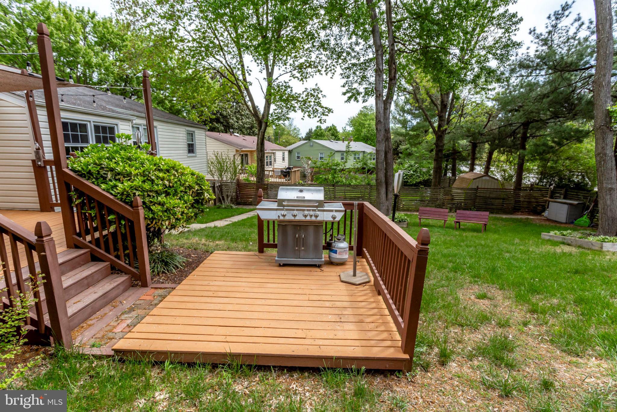 MT VERNON ESTATES - Residential Lease