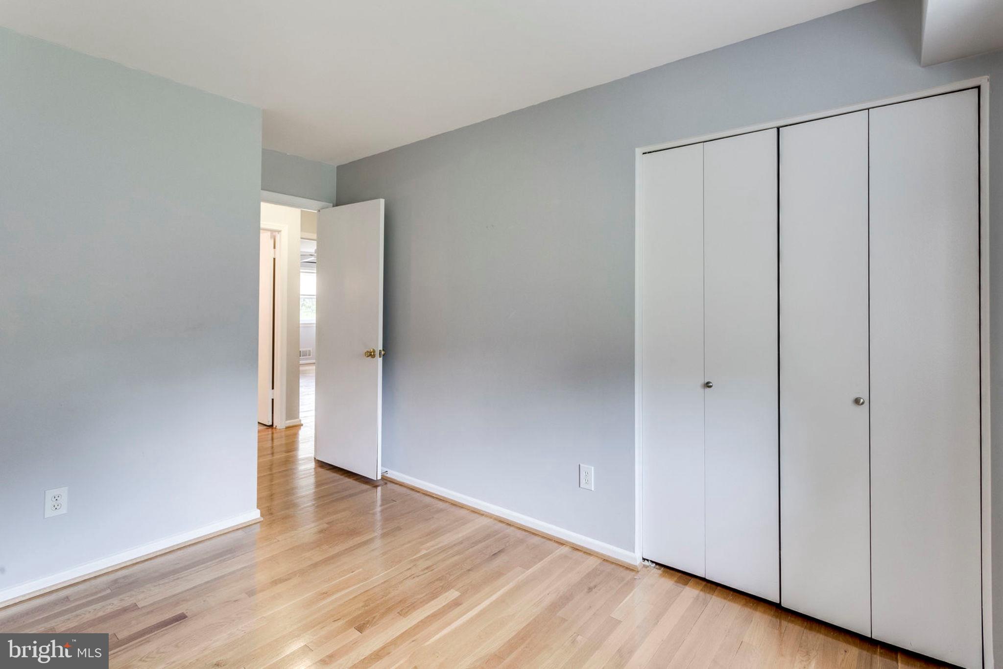 MT VERNON ESTATES - Residential Lease