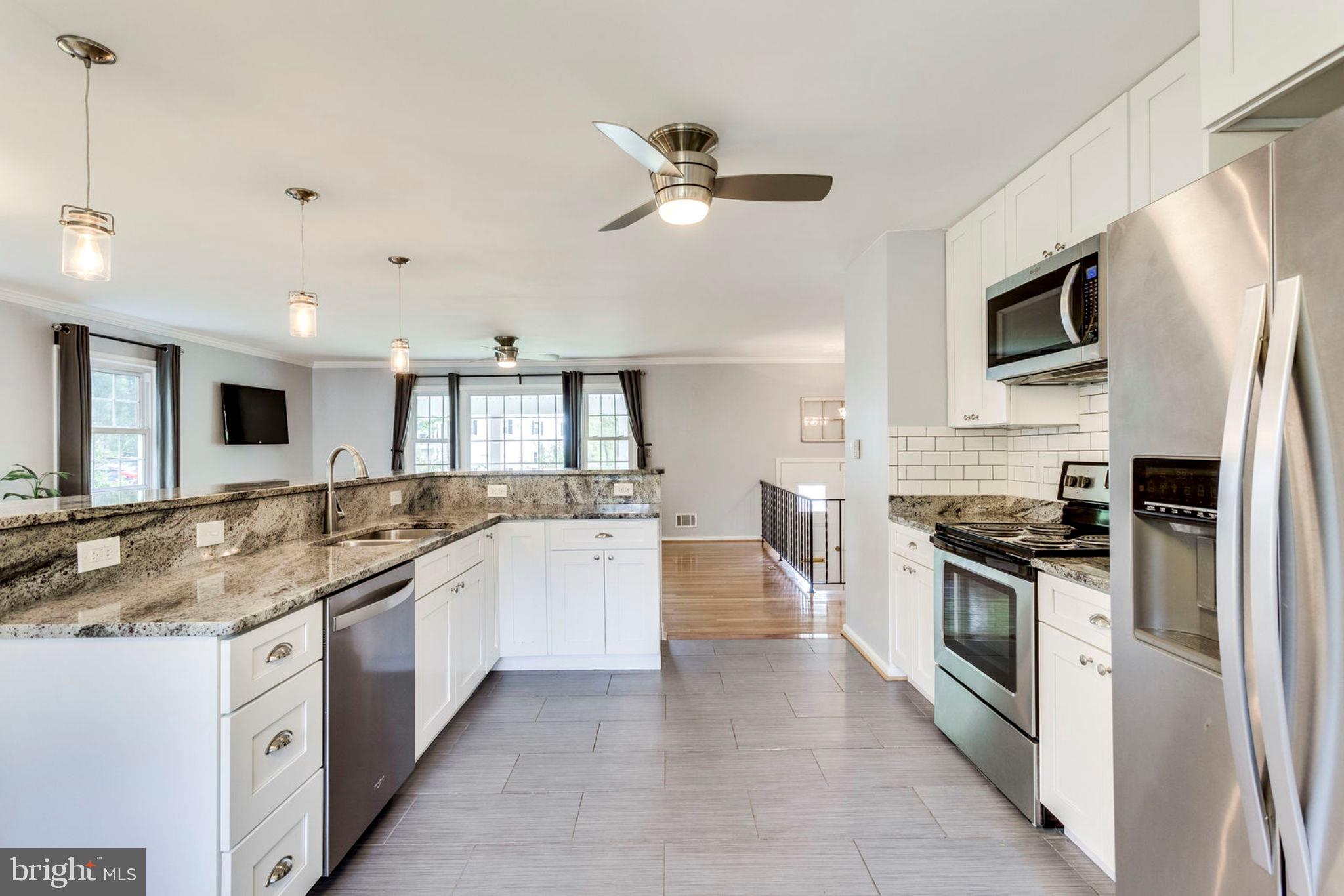 MT VERNON ESTATES - Residential Lease