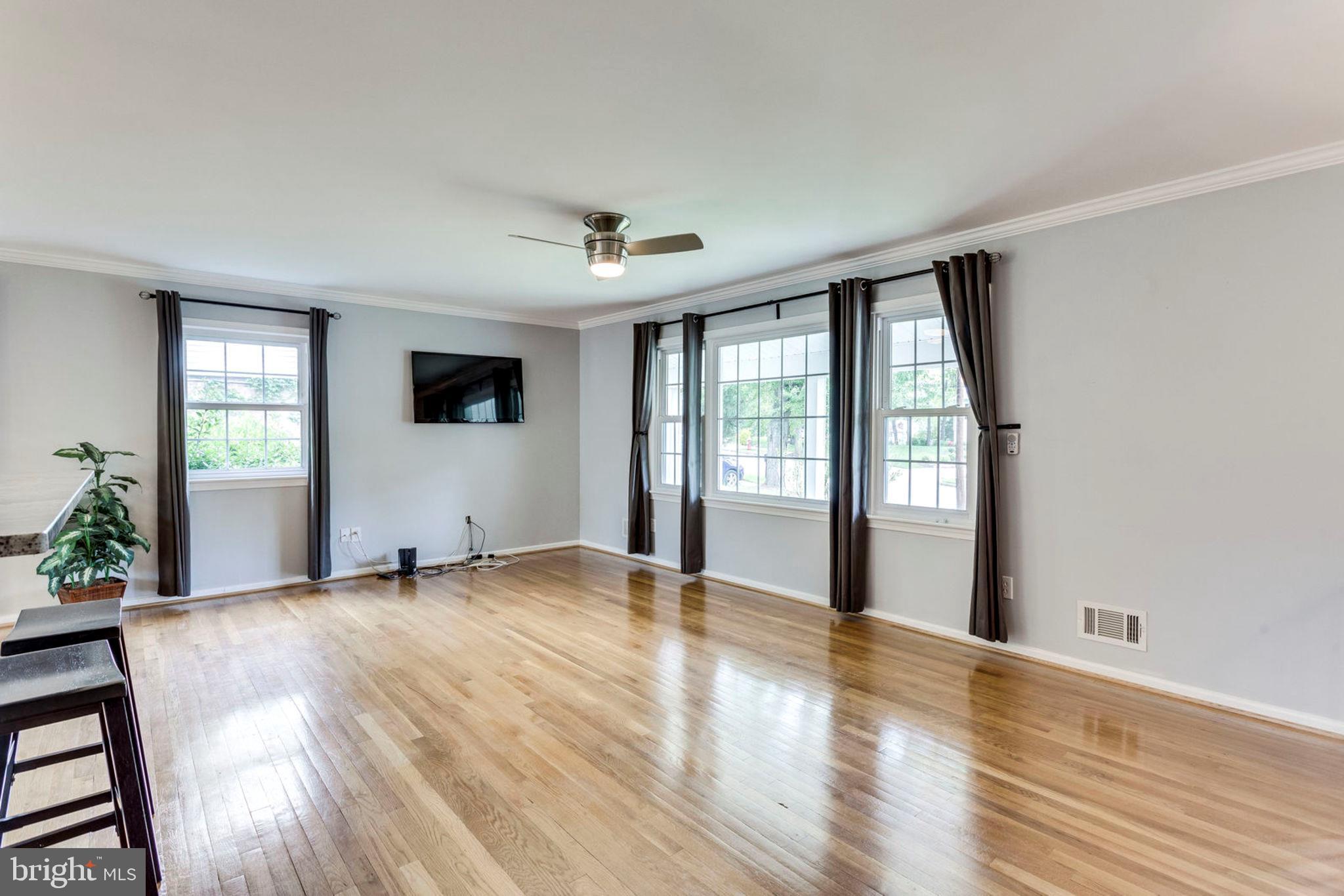 MT VERNON ESTATES - Residential Lease