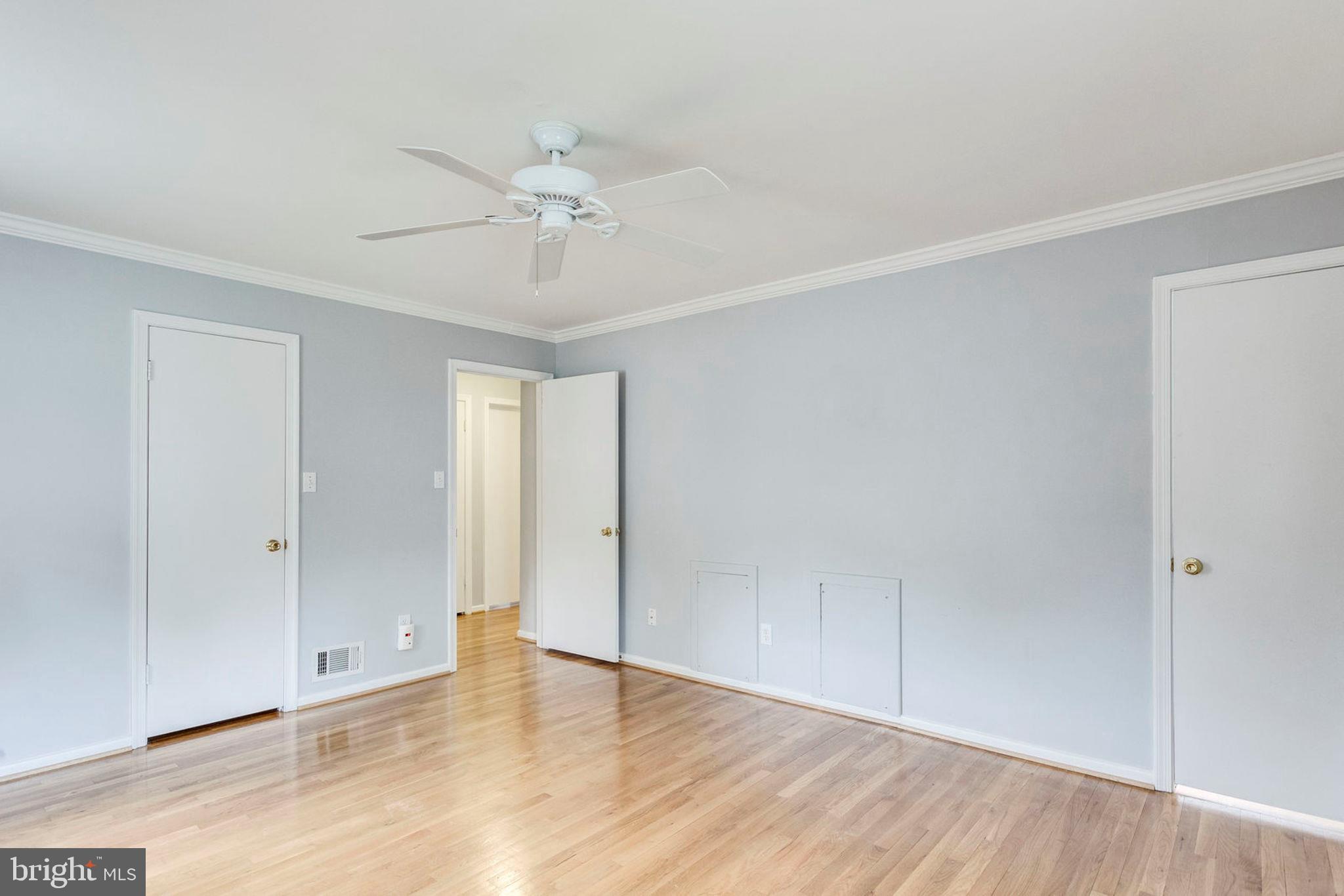 MT VERNON ESTATES - Residential Lease