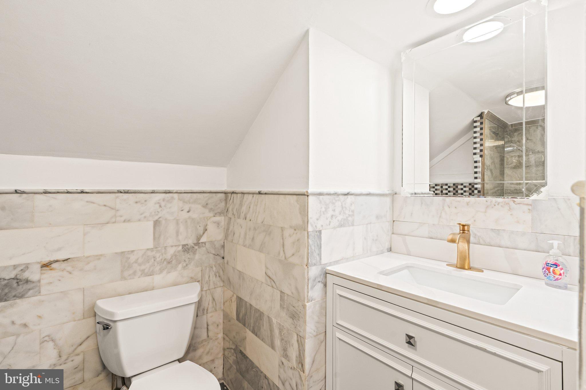 MONTROSE PARK - Residential