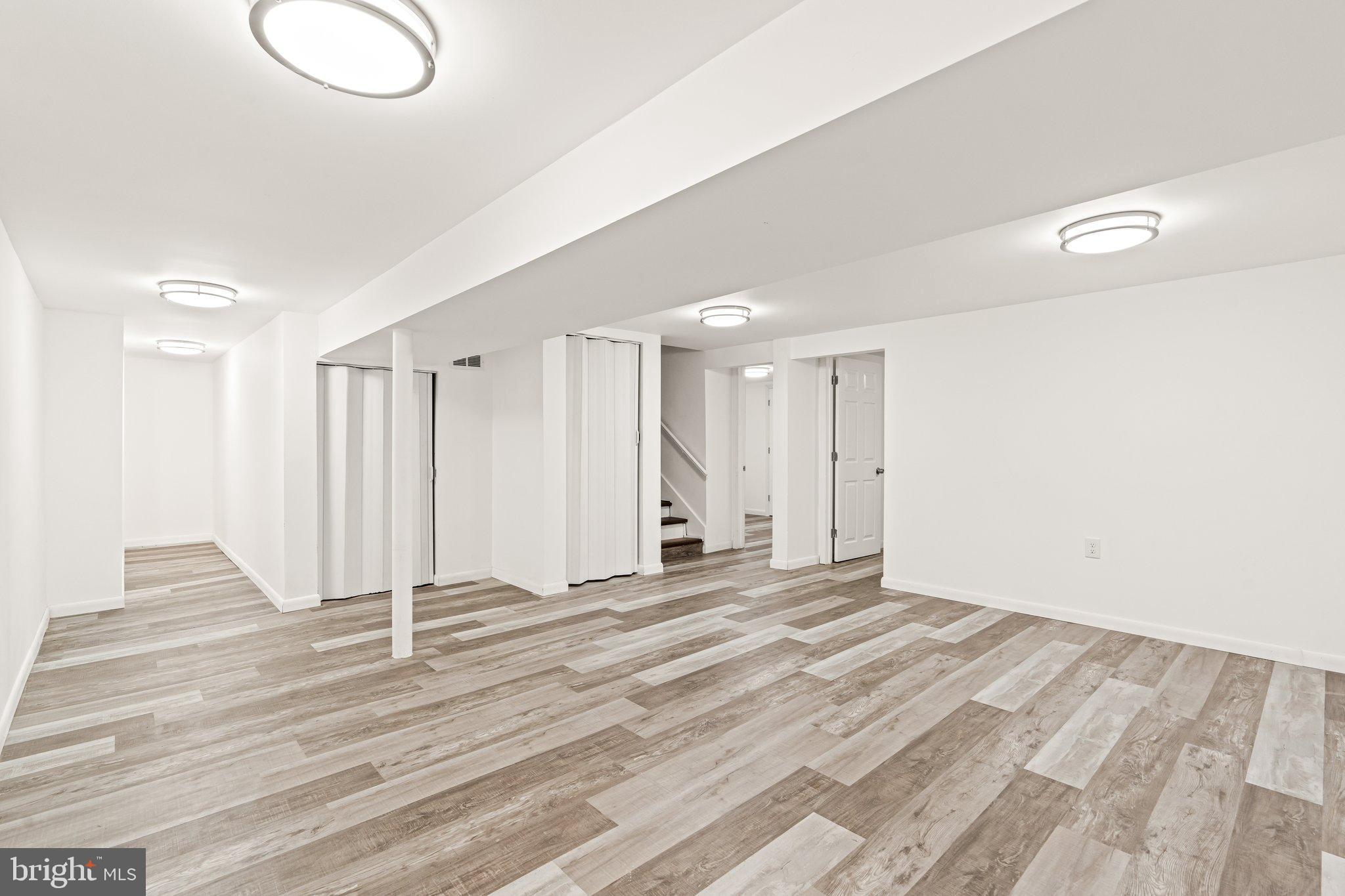 MONTROSE PARK - Residential