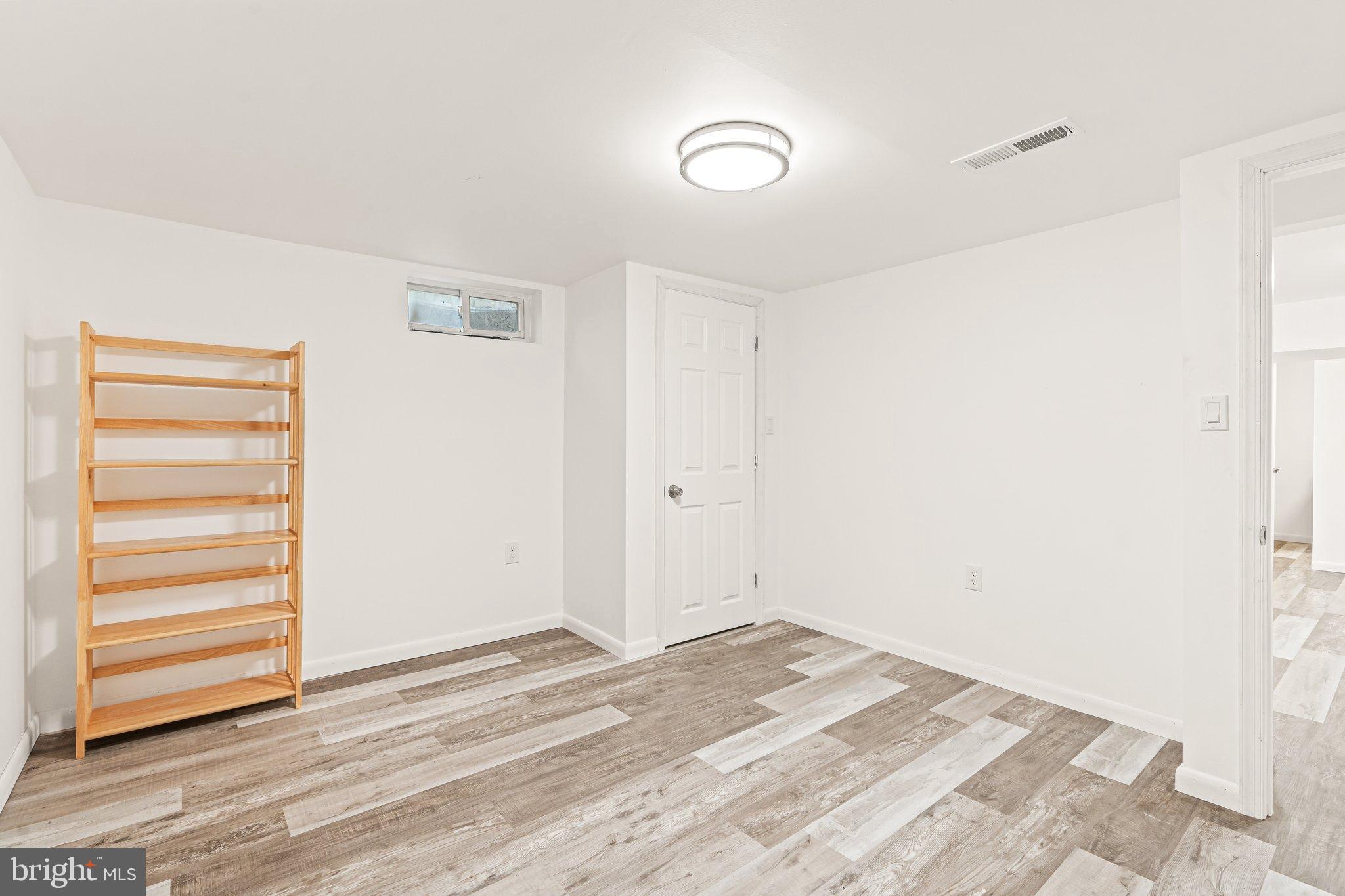 MONTROSE PARK - Residential