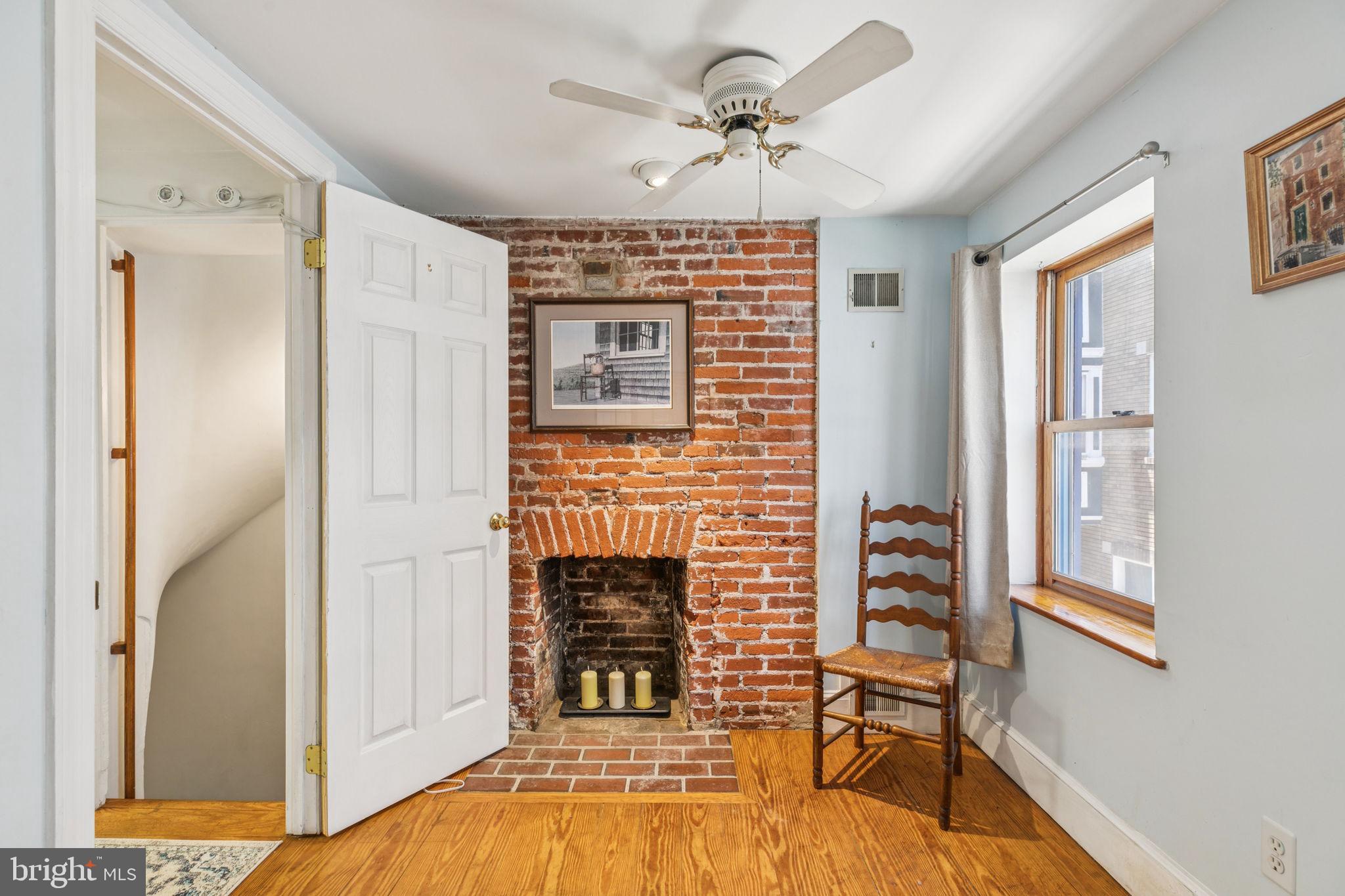 SOCIETY HILL - Residential