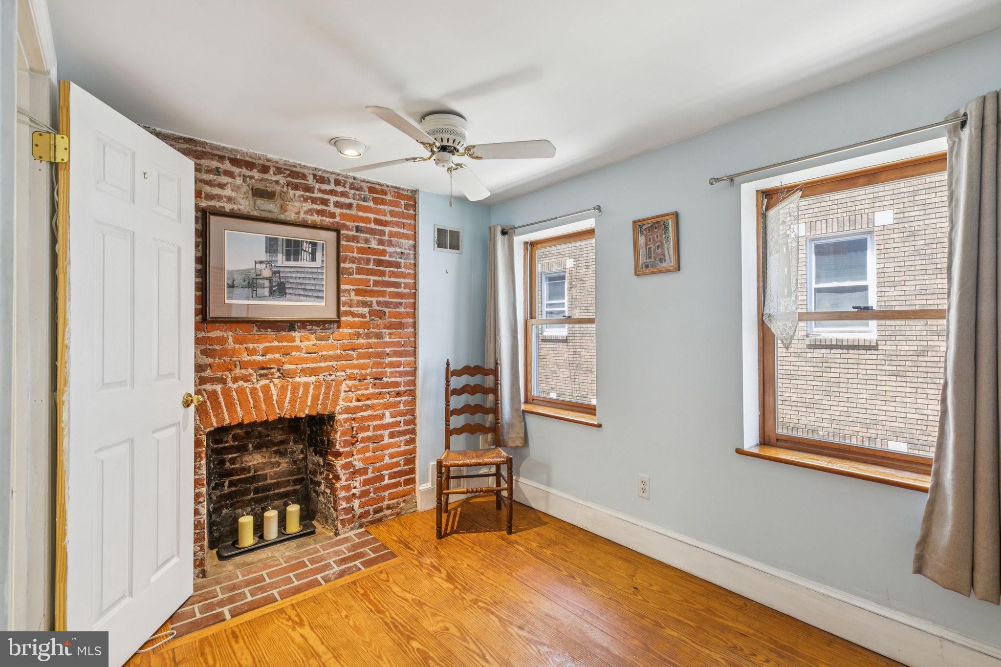 SOCIETY HILL - Residential