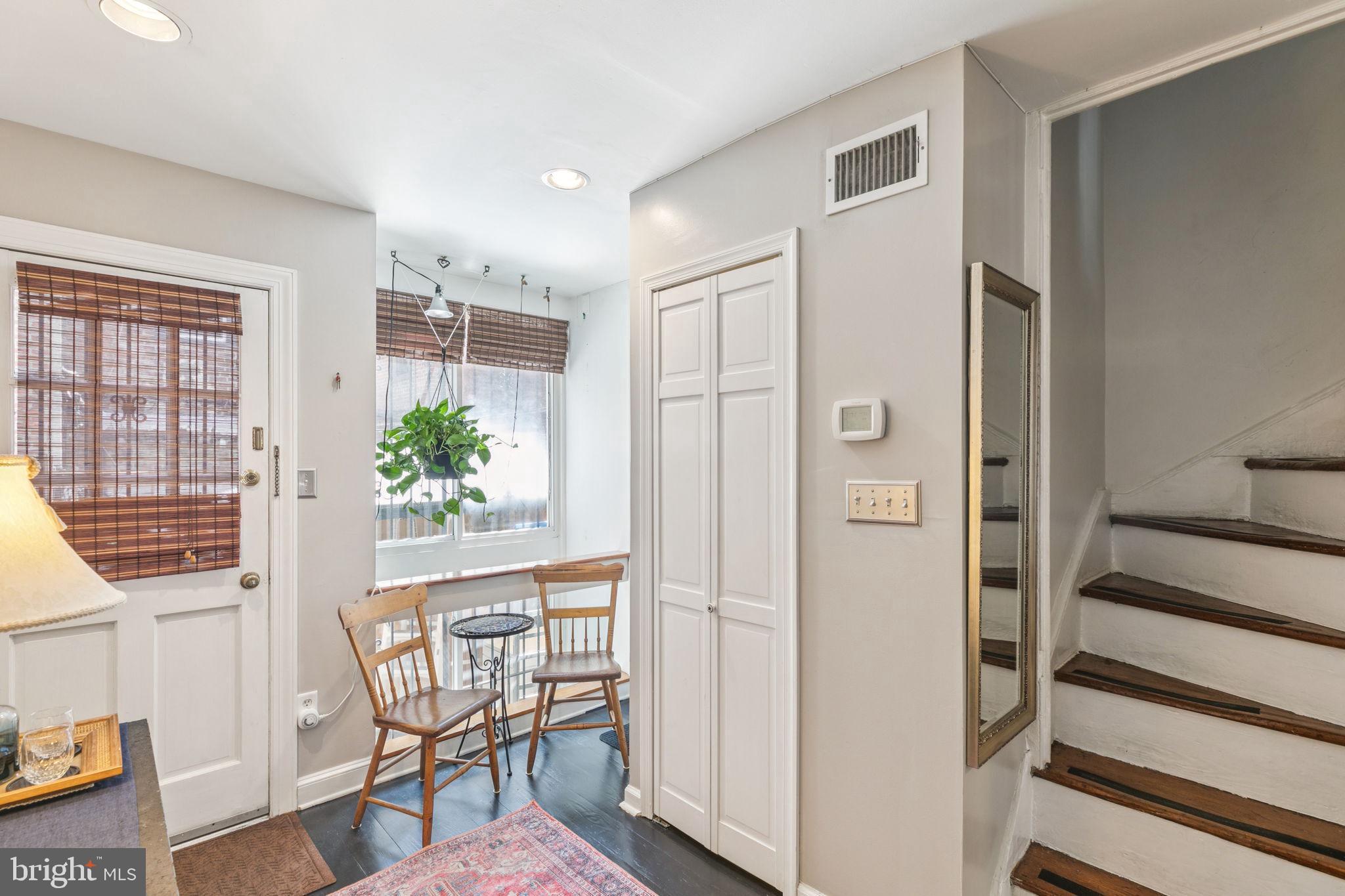 SOCIETY HILL - Residential