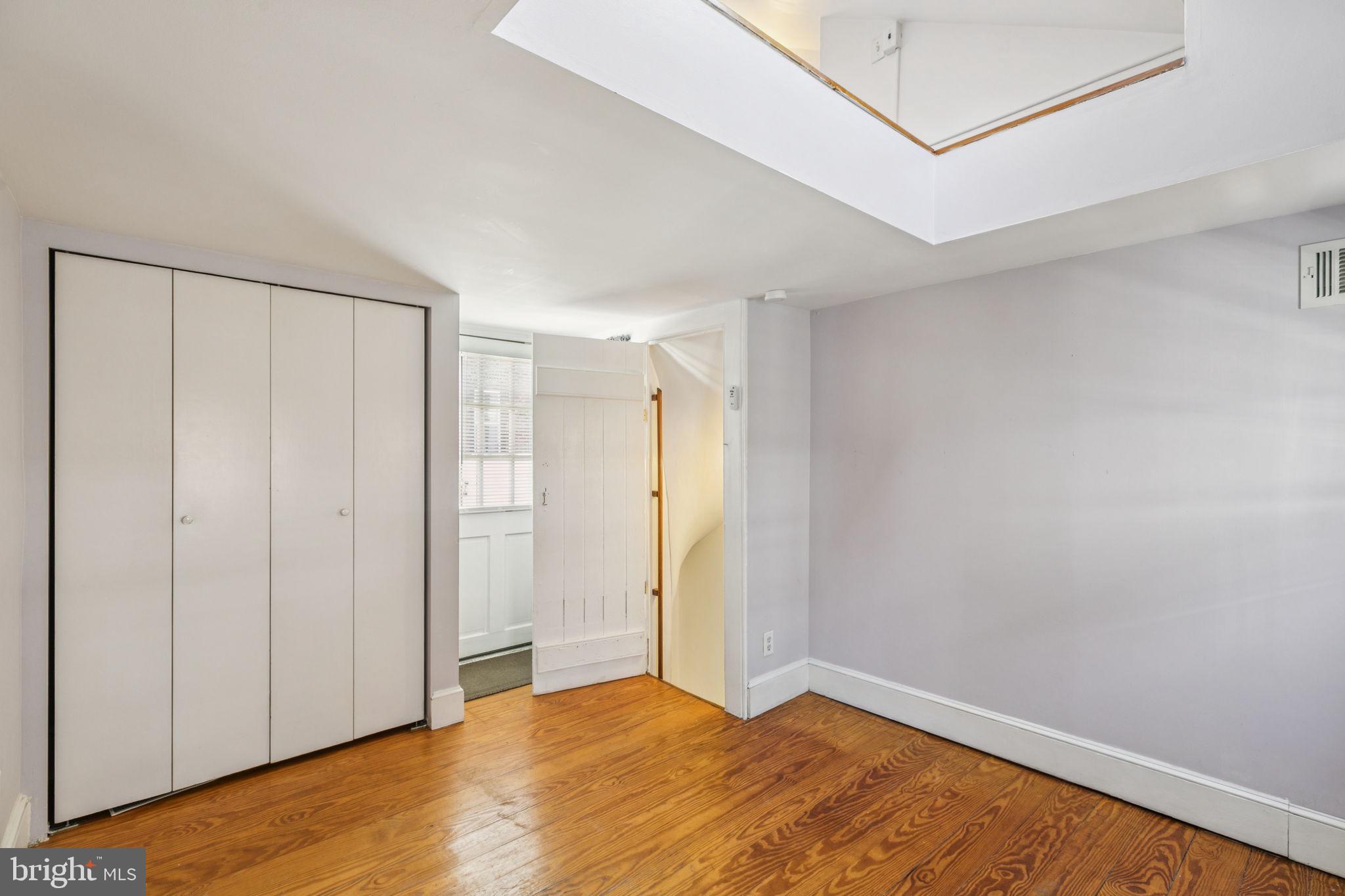 SOCIETY HILL - Residential