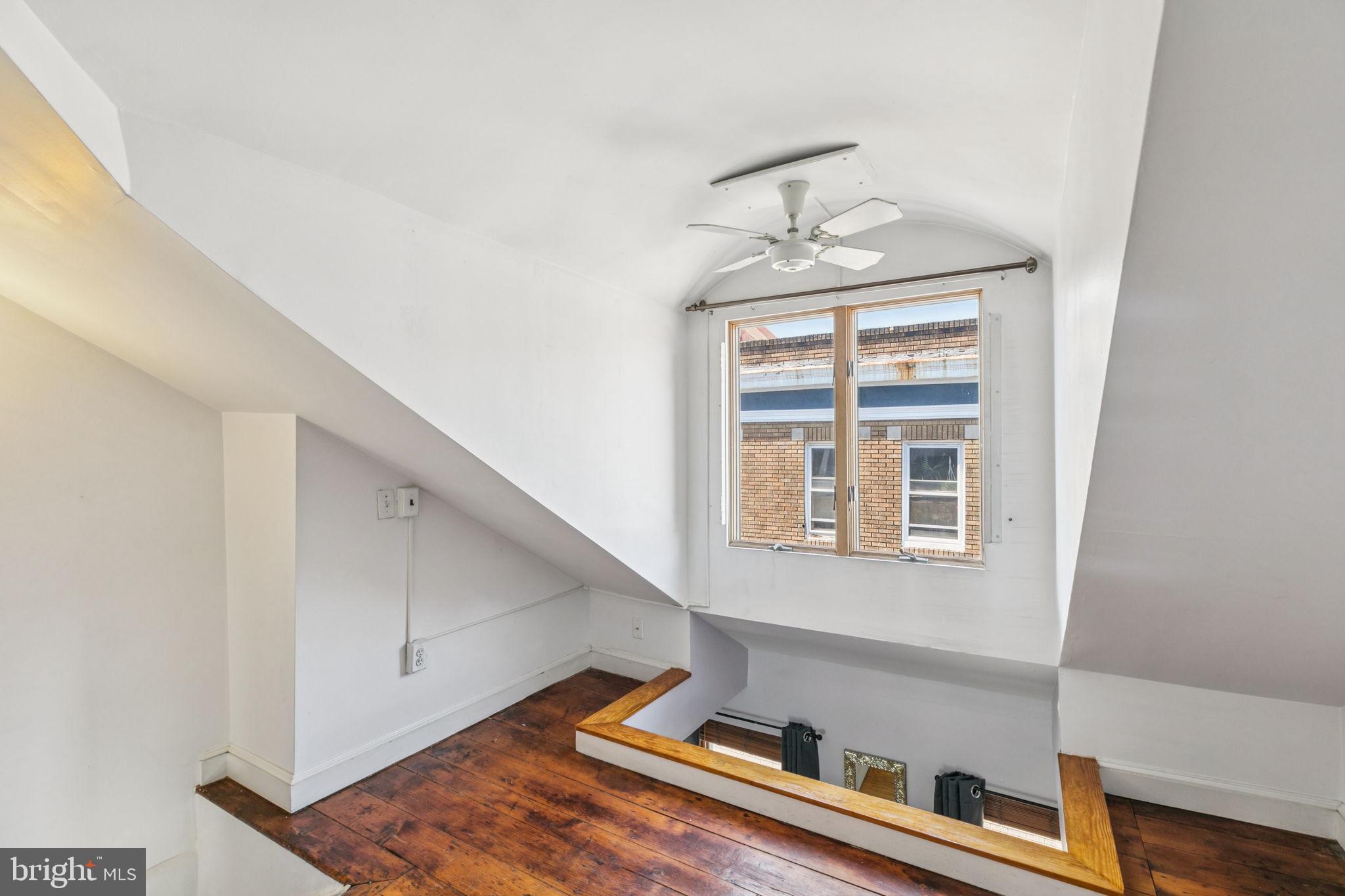 SOCIETY HILL - Residential