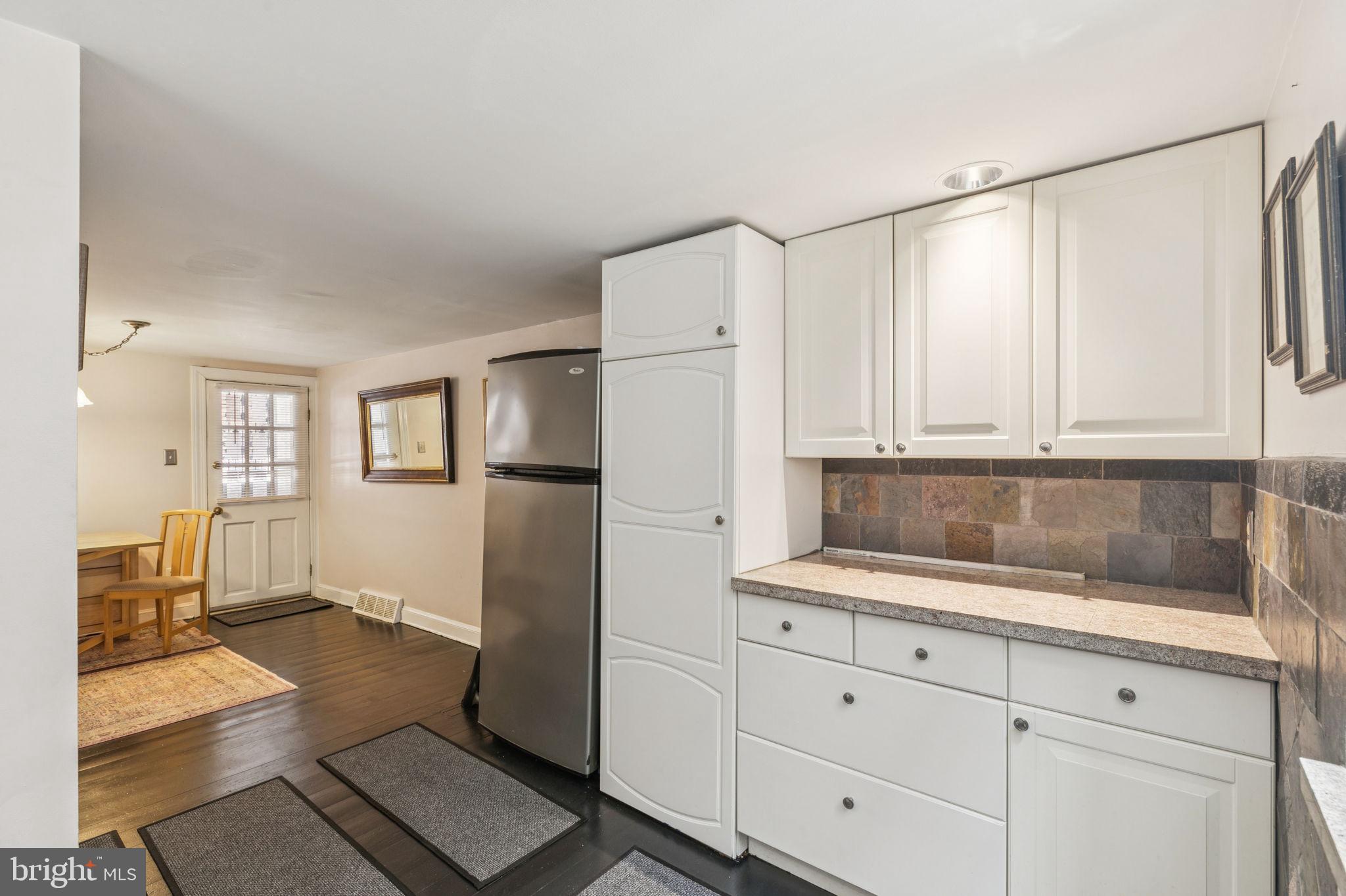 SOCIETY HILL - Residential