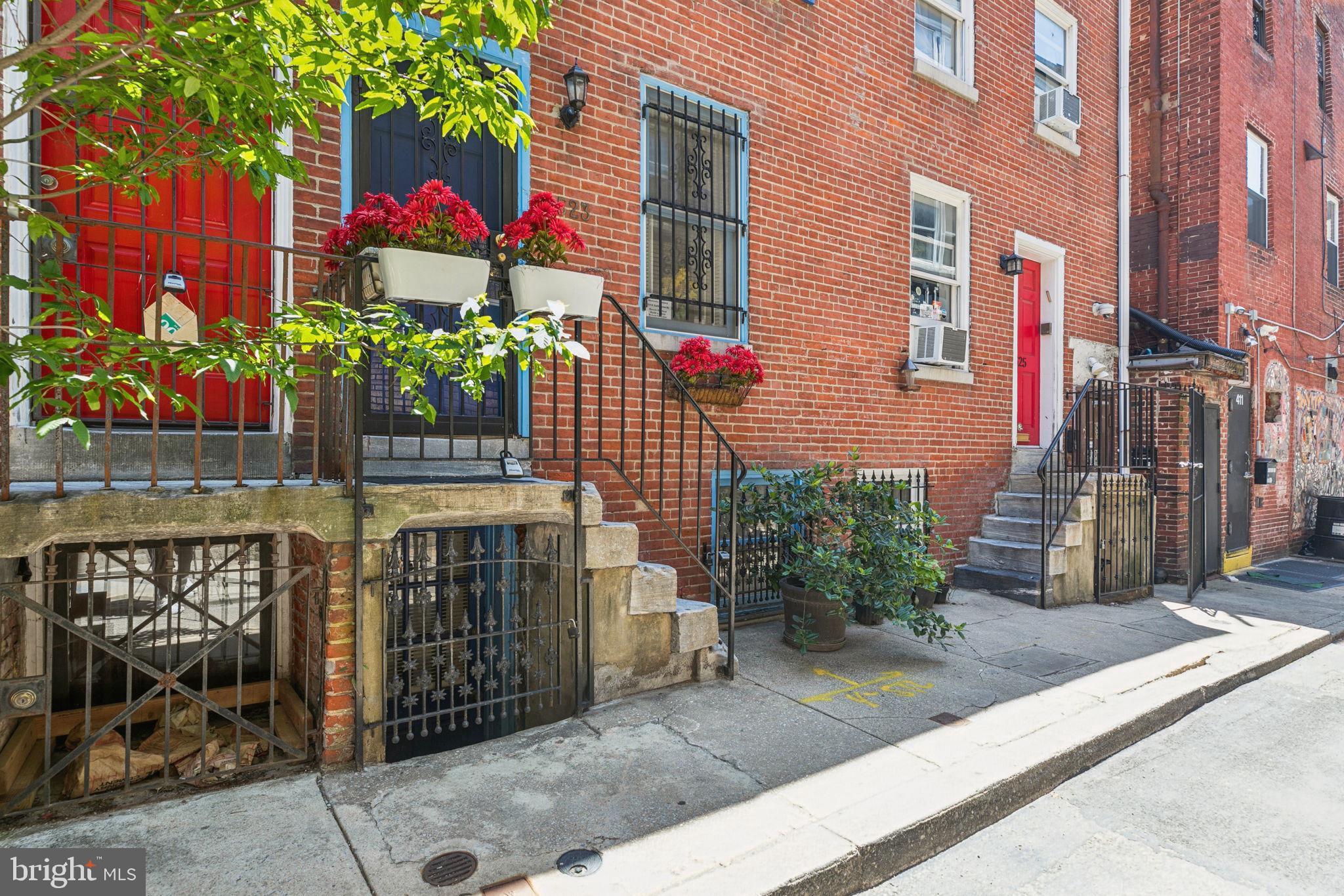 SOCIETY HILL - Residential