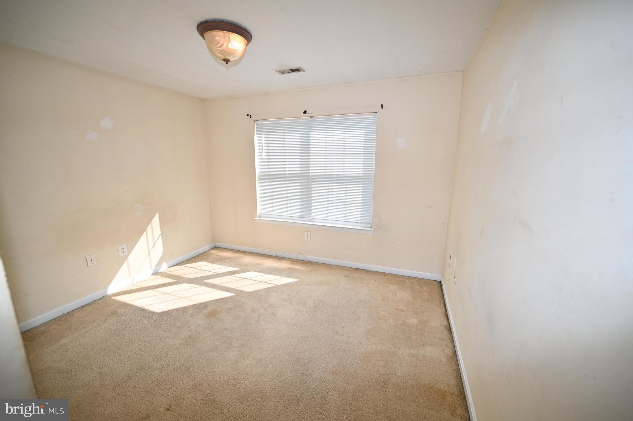 WILLOW WOODS - Residential