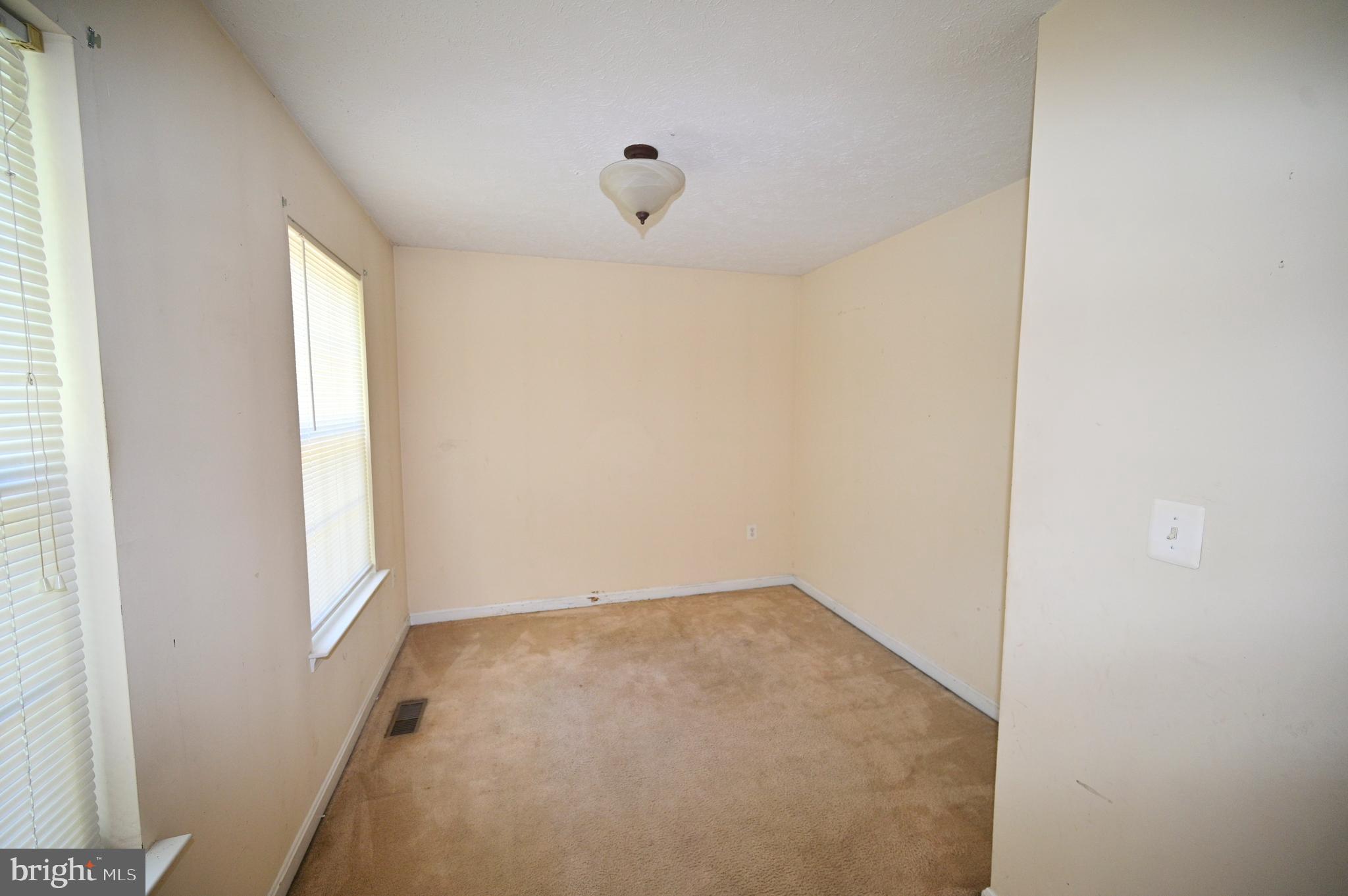 WILLOW WOODS - Residential