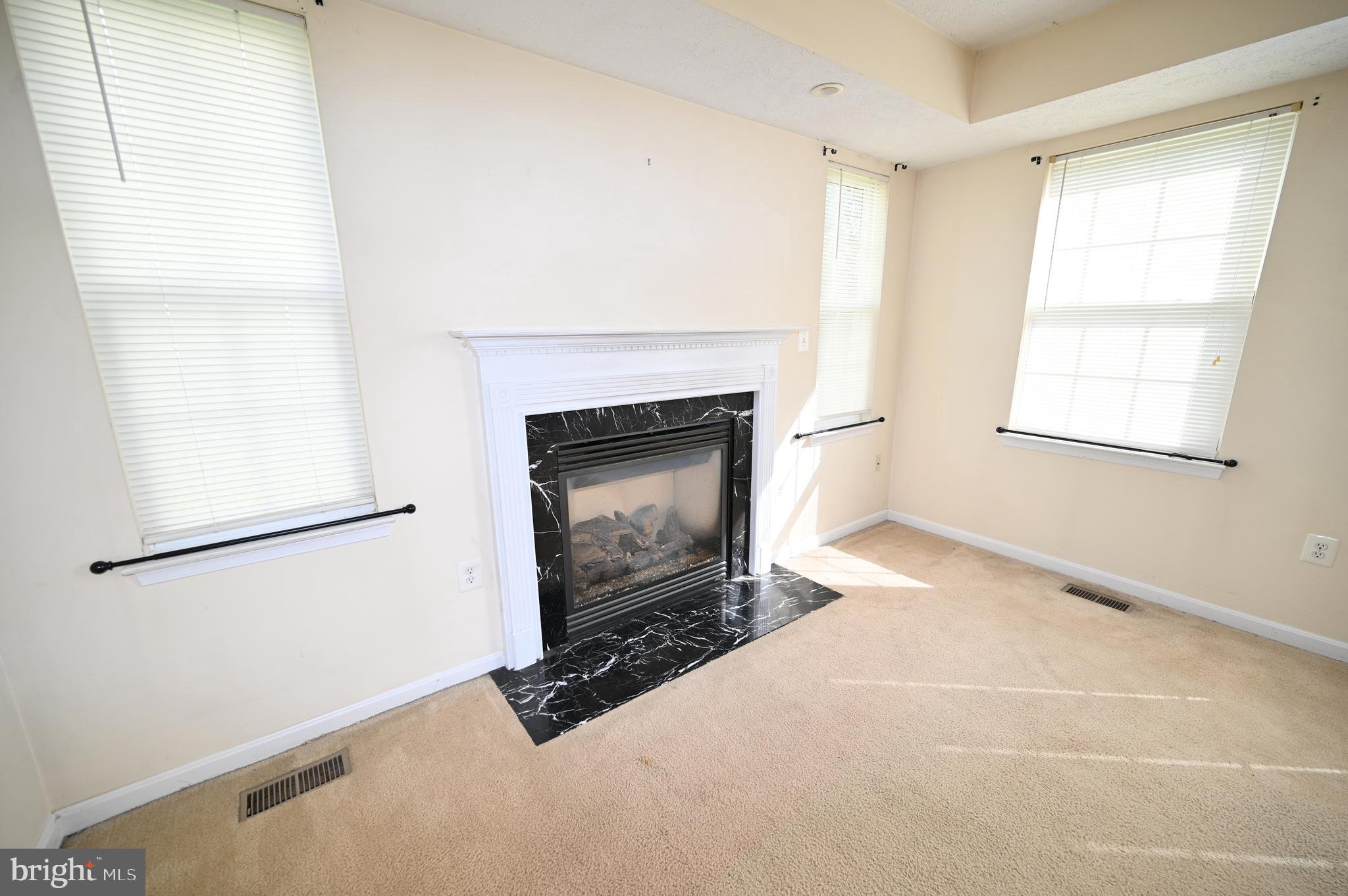 WILLOW WOODS - Residential