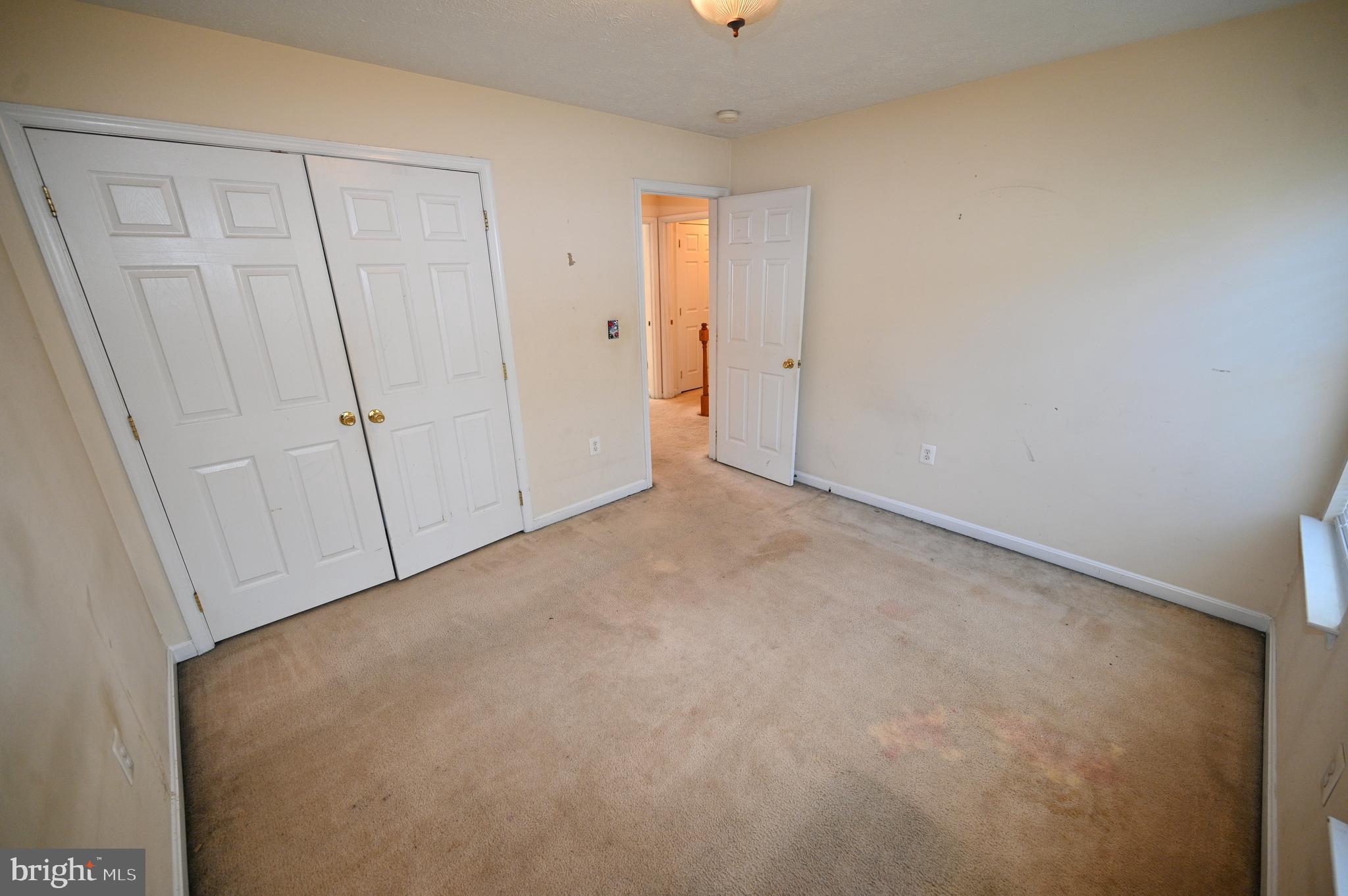 WILLOW WOODS - Residential