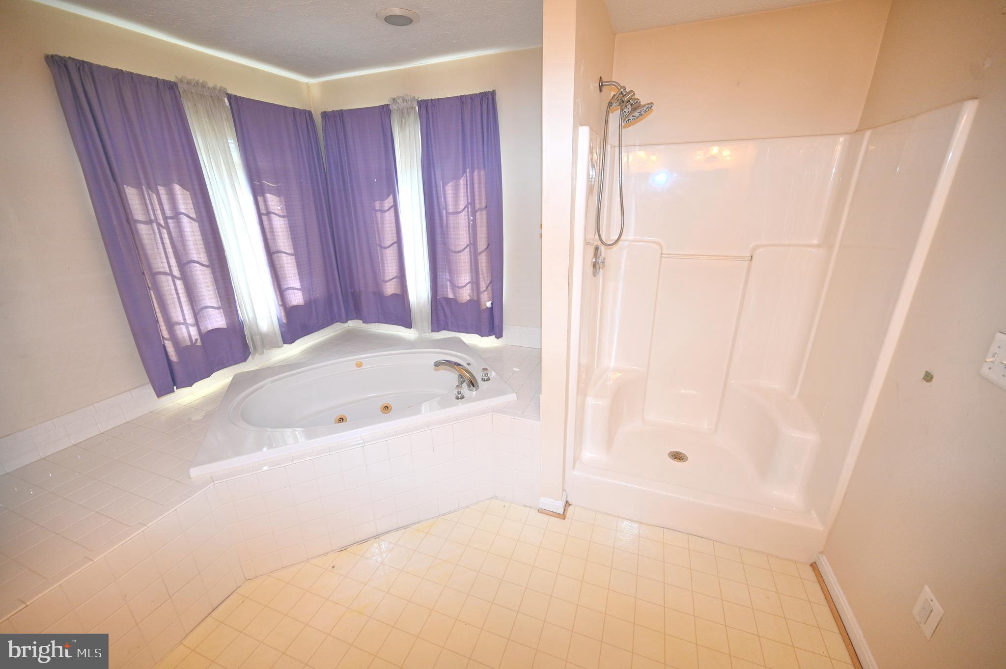 WILLOW WOODS - Residential