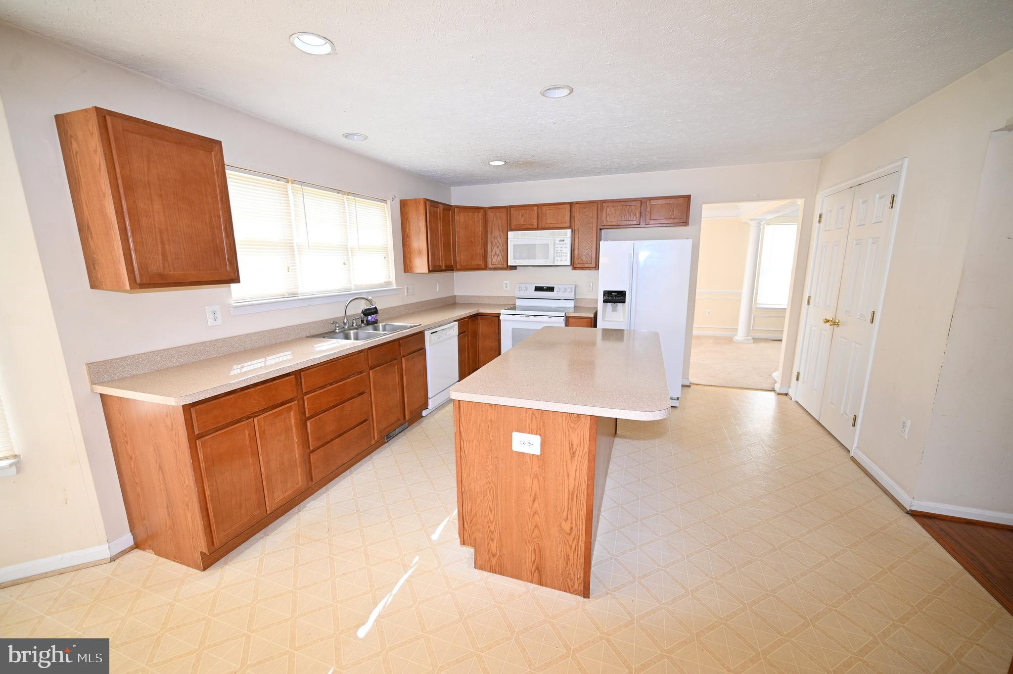 WILLOW WOODS - Residential