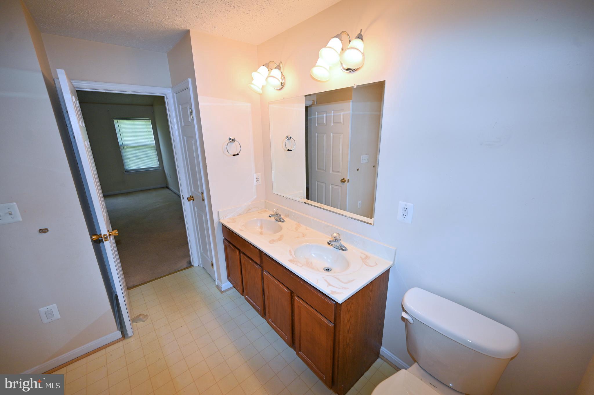 WILLOW WOODS - Residential