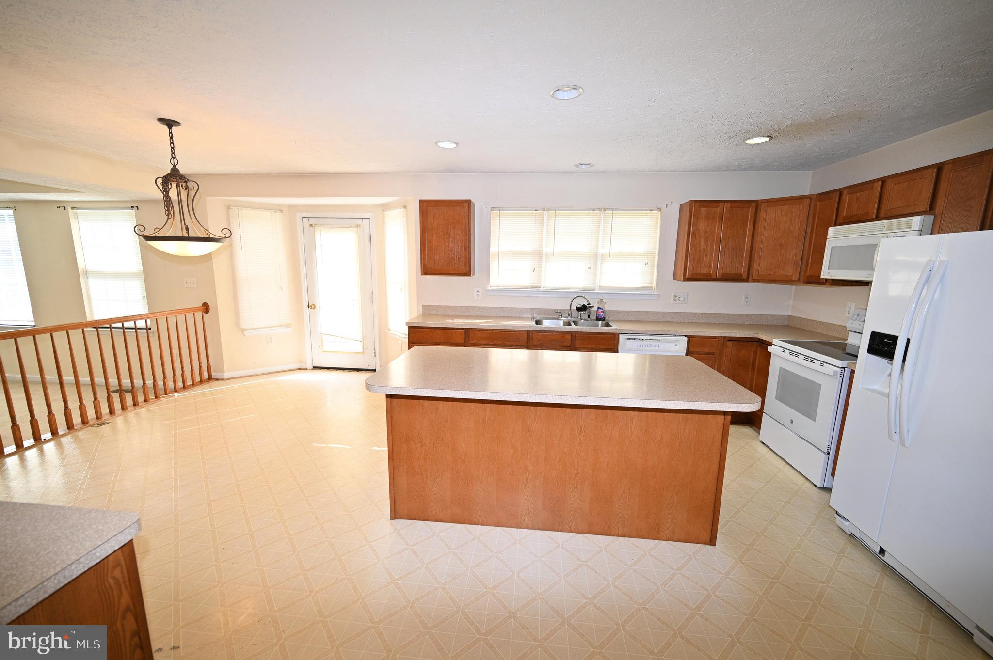 WILLOW WOODS - Residential