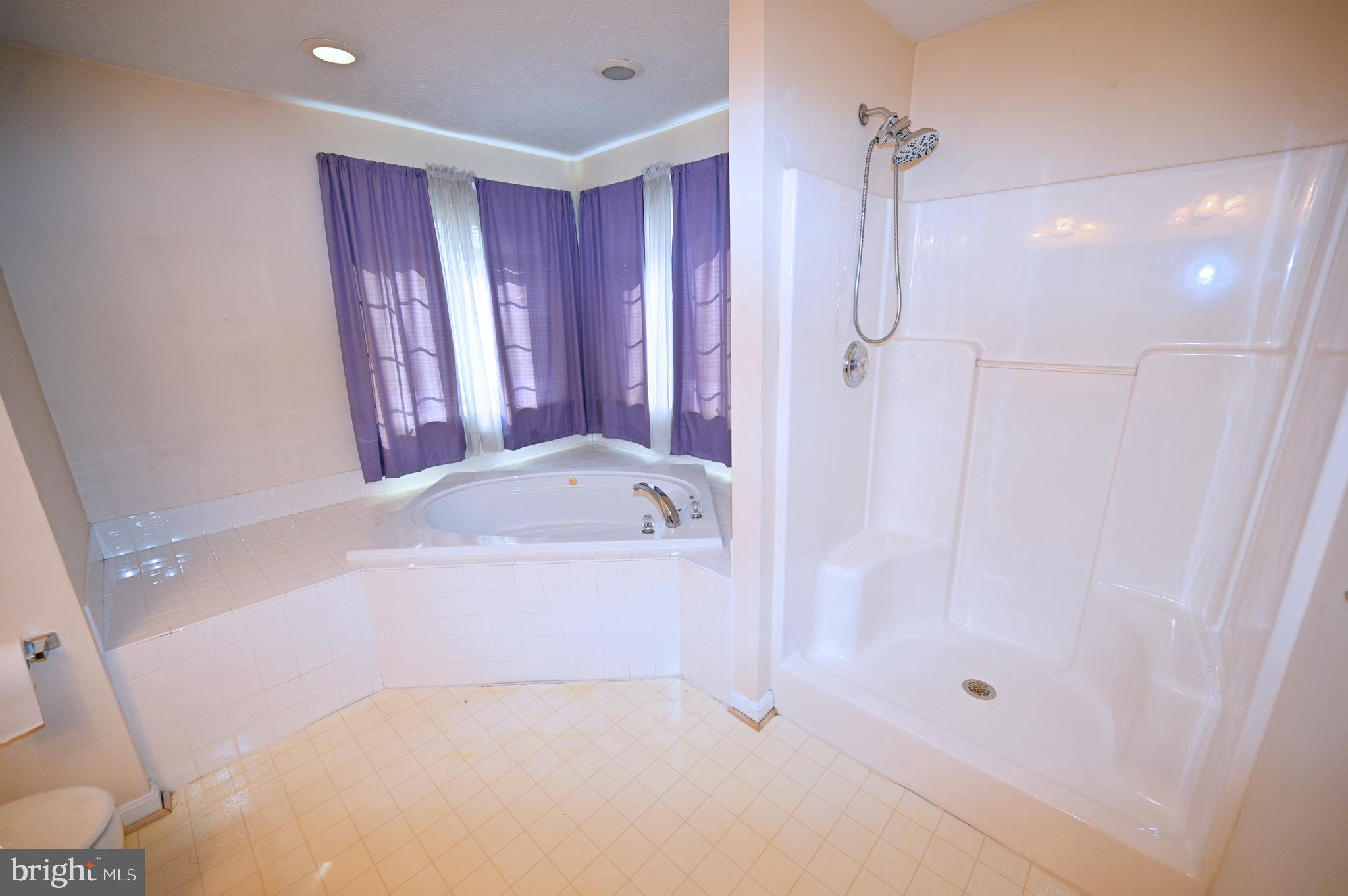 WILLOW WOODS - Residential