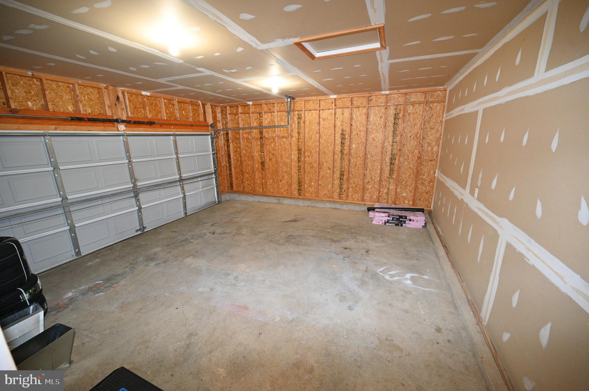 WILLOW WOODS - Residential