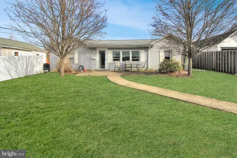 MLS: PAMC2138300