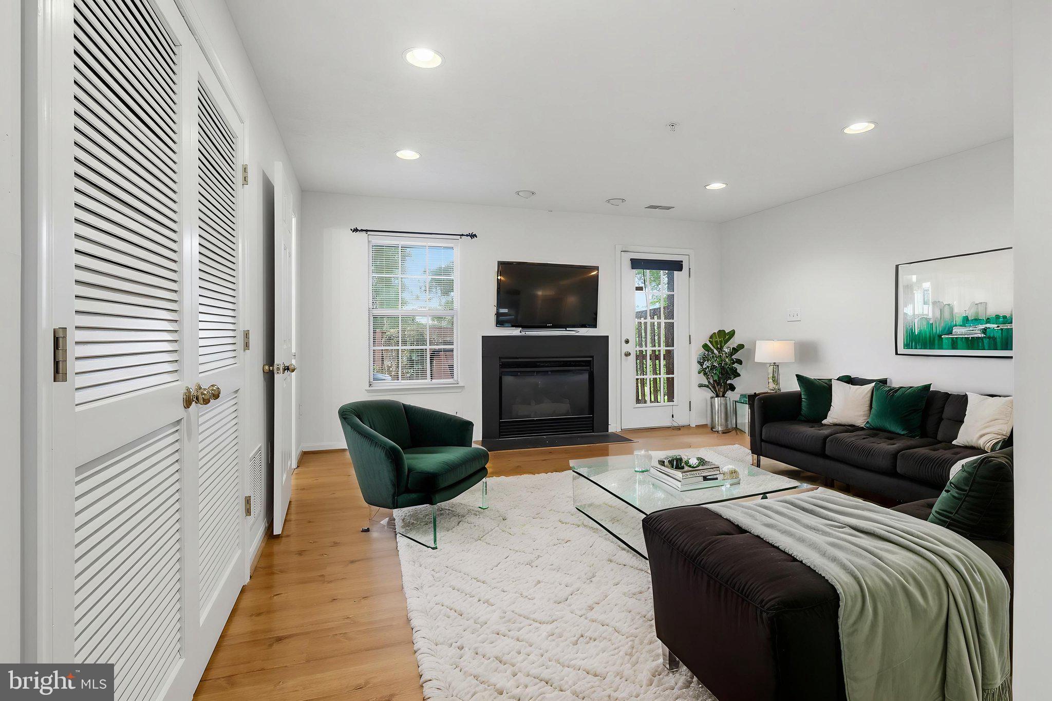 7023 DASHER FARM COURT