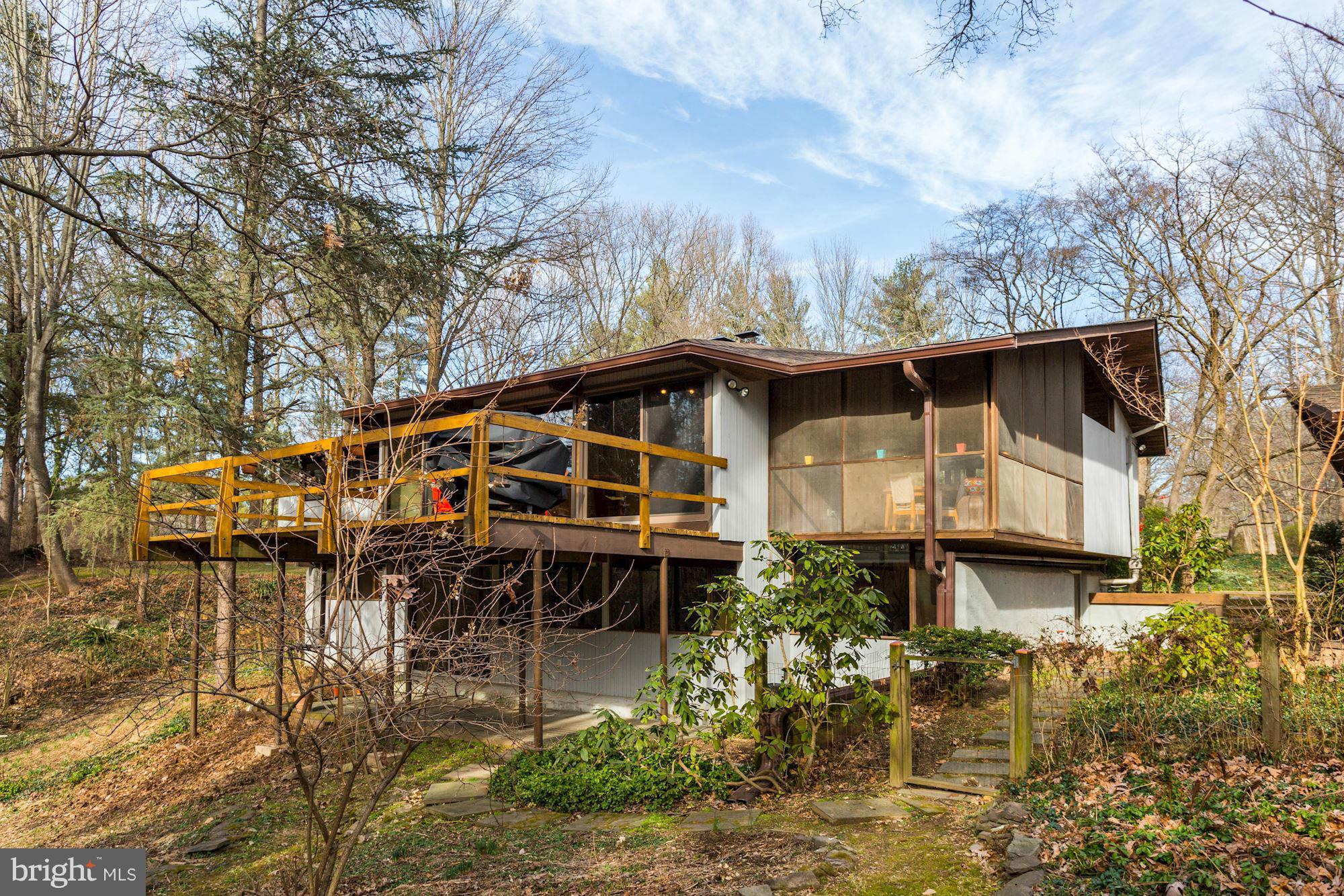 HOBBITS GLEN - Residential