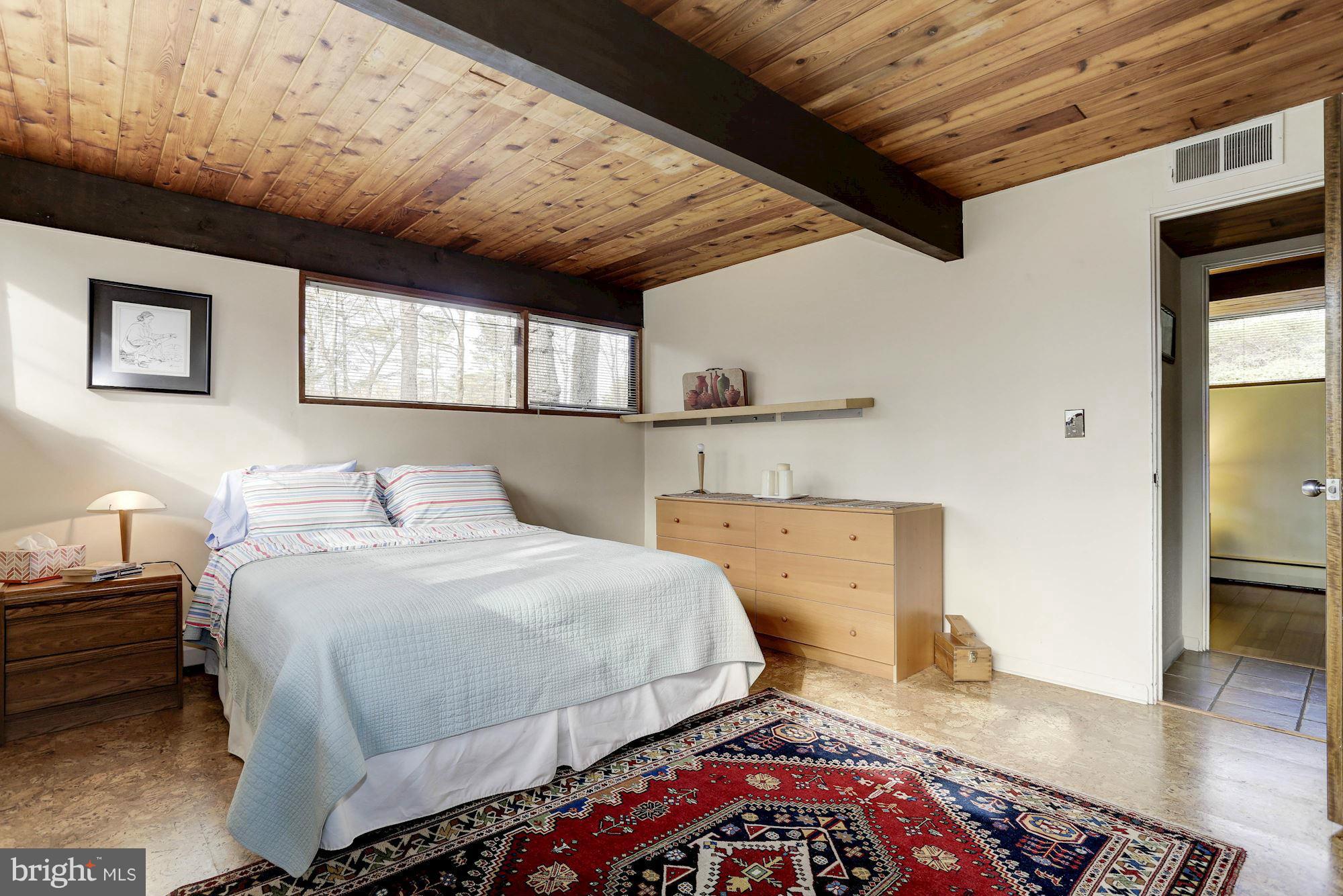 HOBBITS GLEN - Residential