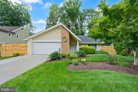 7909 MULBERRY BOTTOM COURT SPRINGFIELD VA 22153