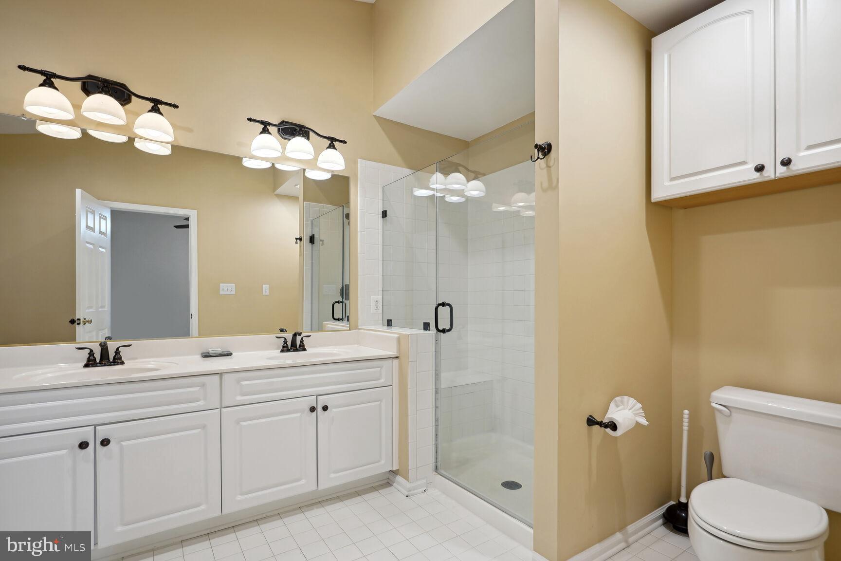 WESTWOOD TOWNS - Residential Lease